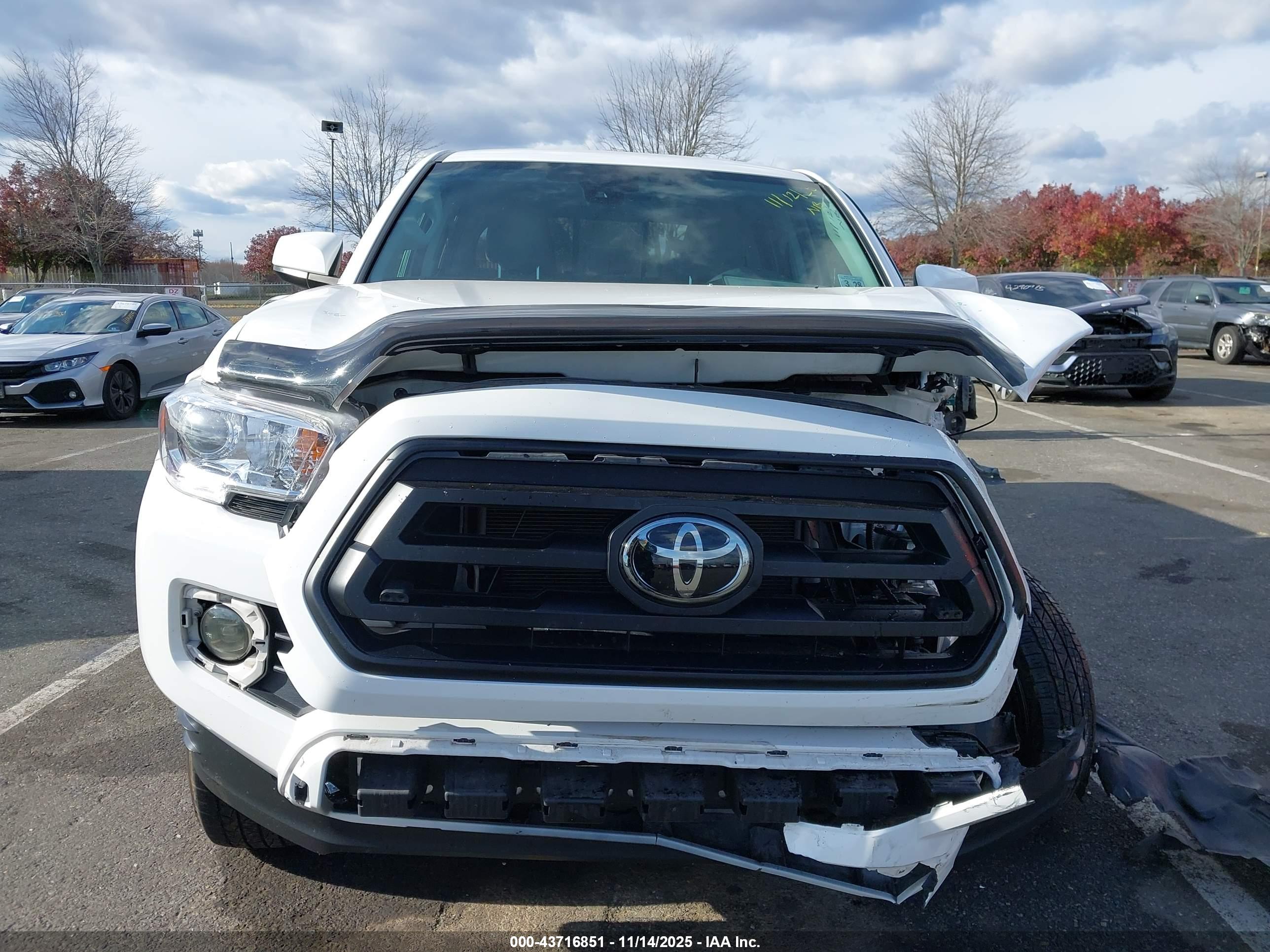 TOYOTA TACOMA image 6