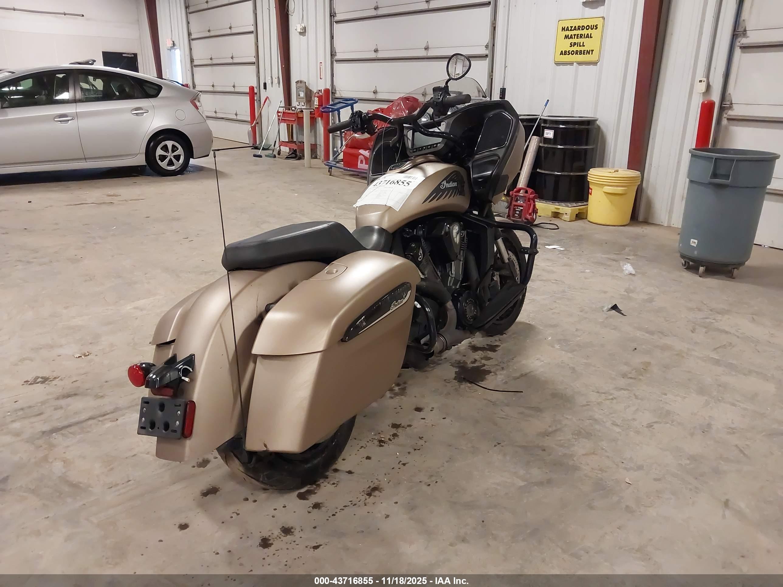 INDIAN MOTORCYCLE image 4