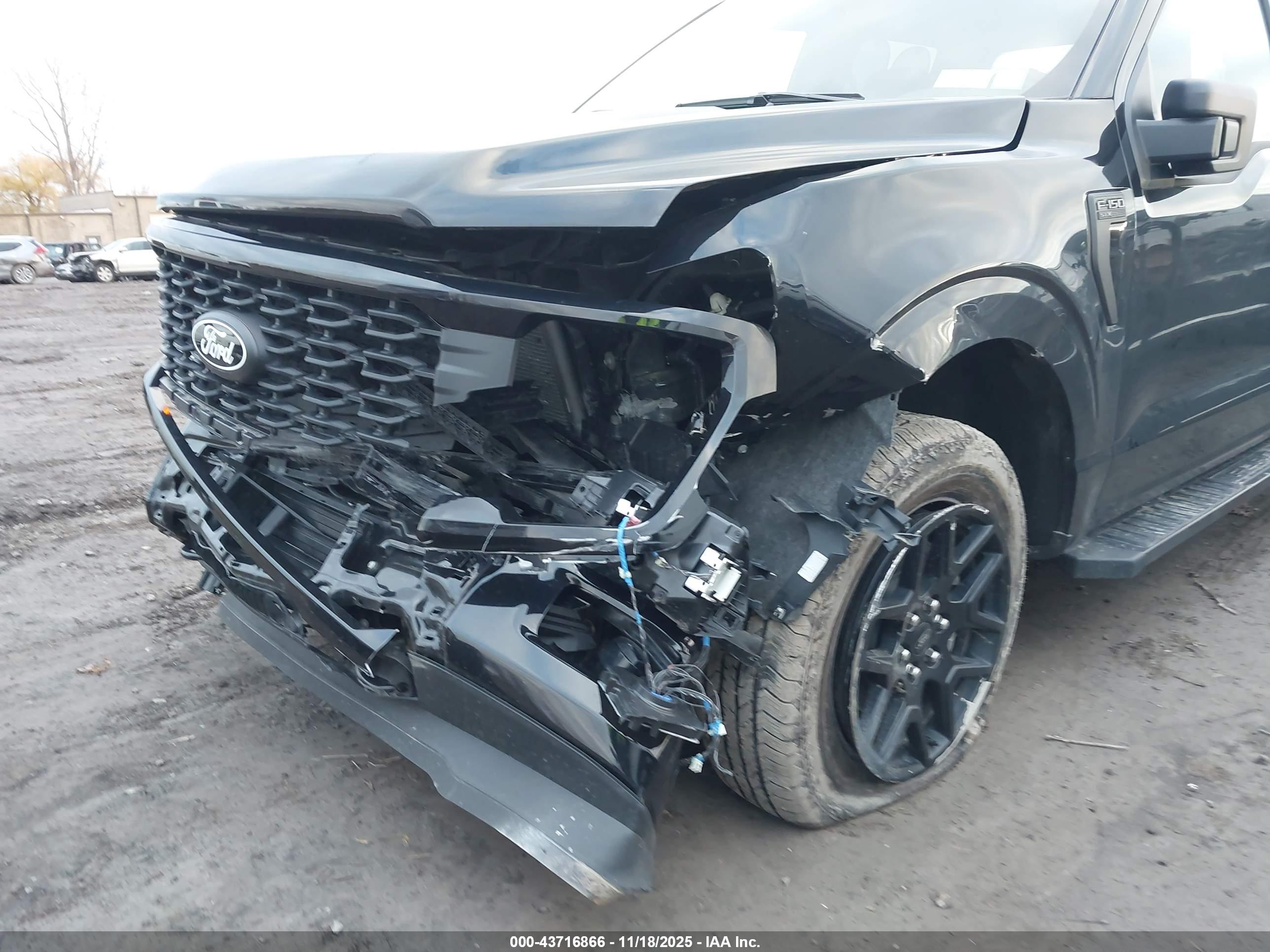 FORD F-150 image 6