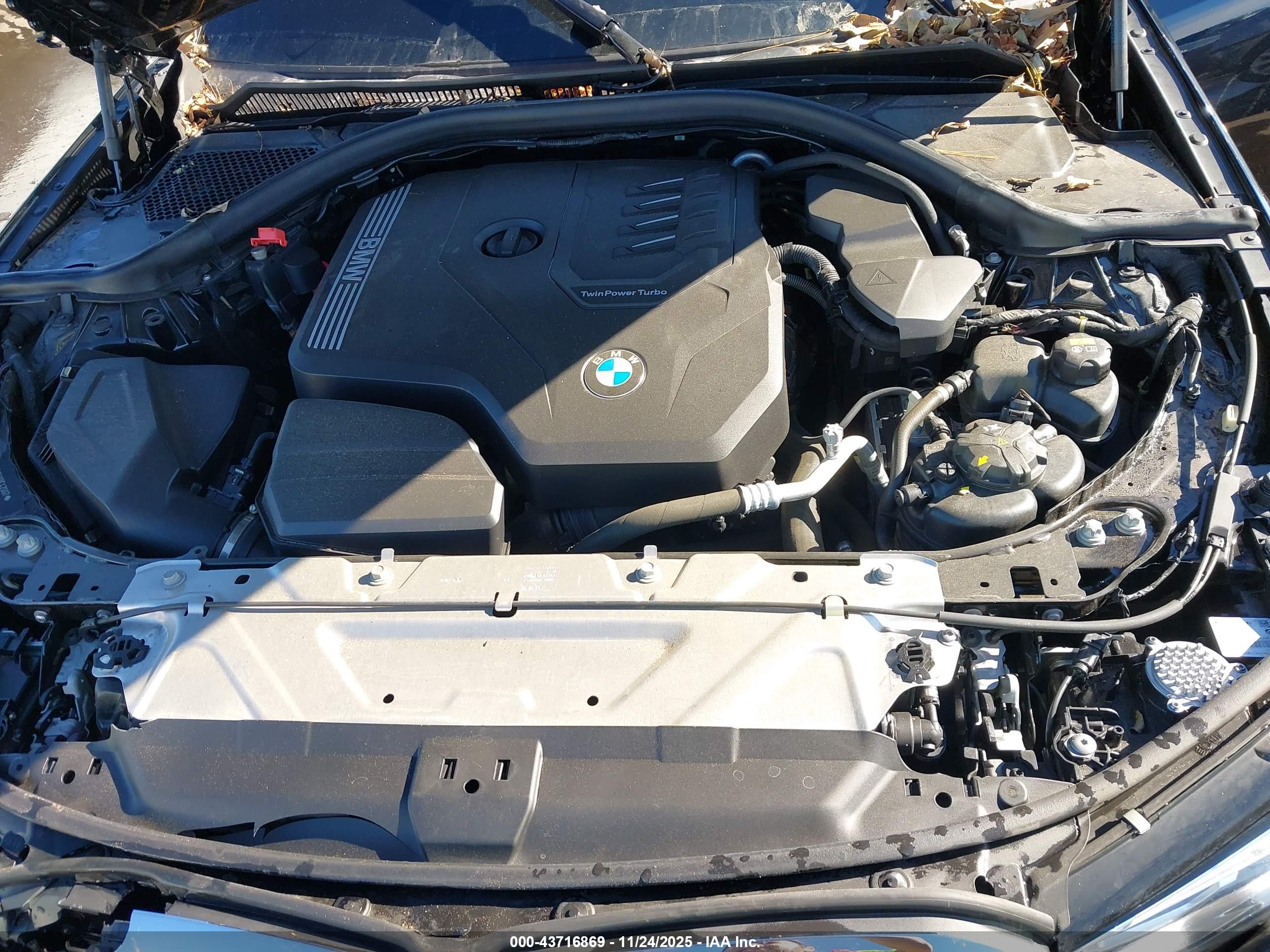 BMW 330I image 10