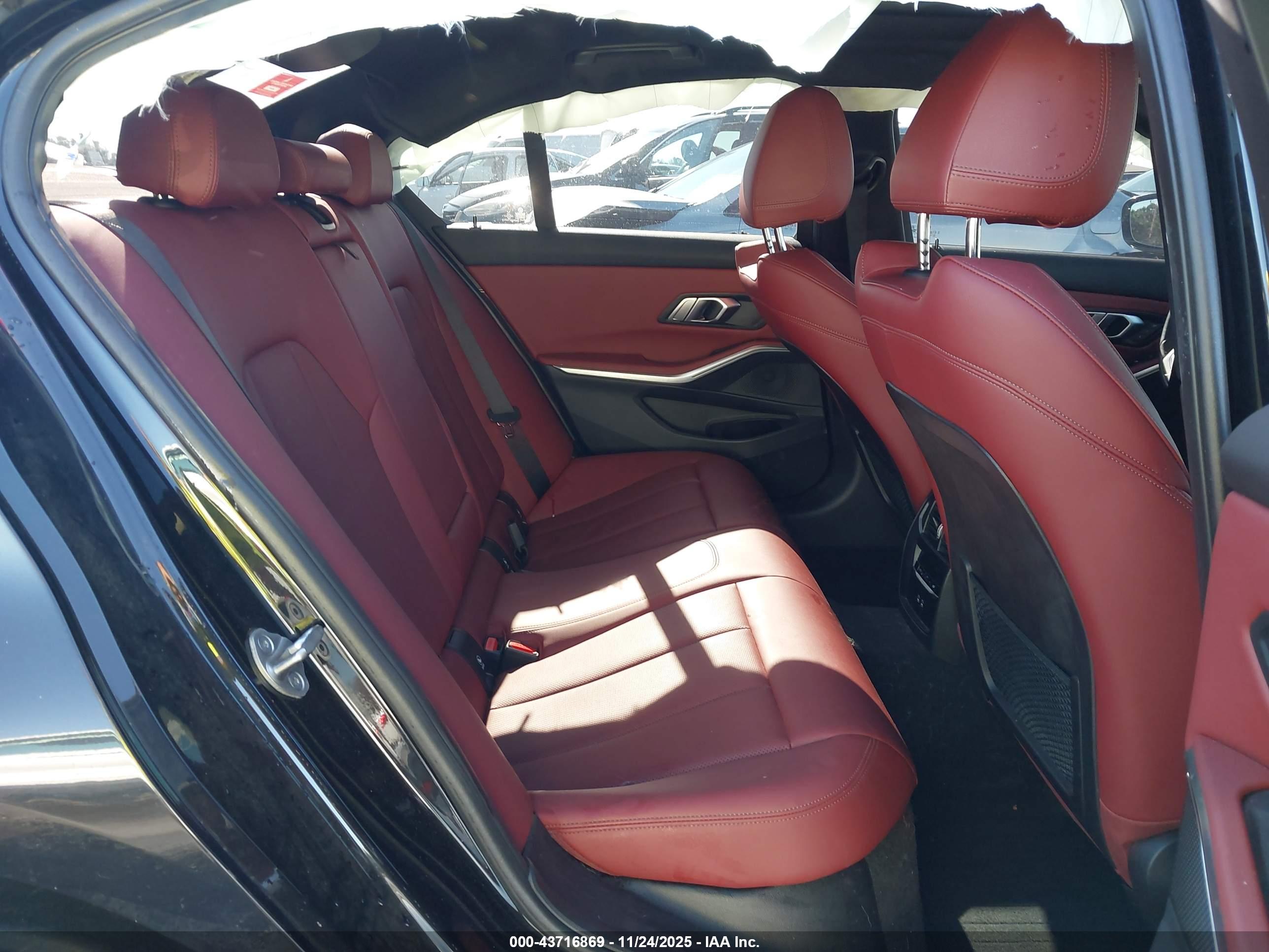 BMW 330I image 8