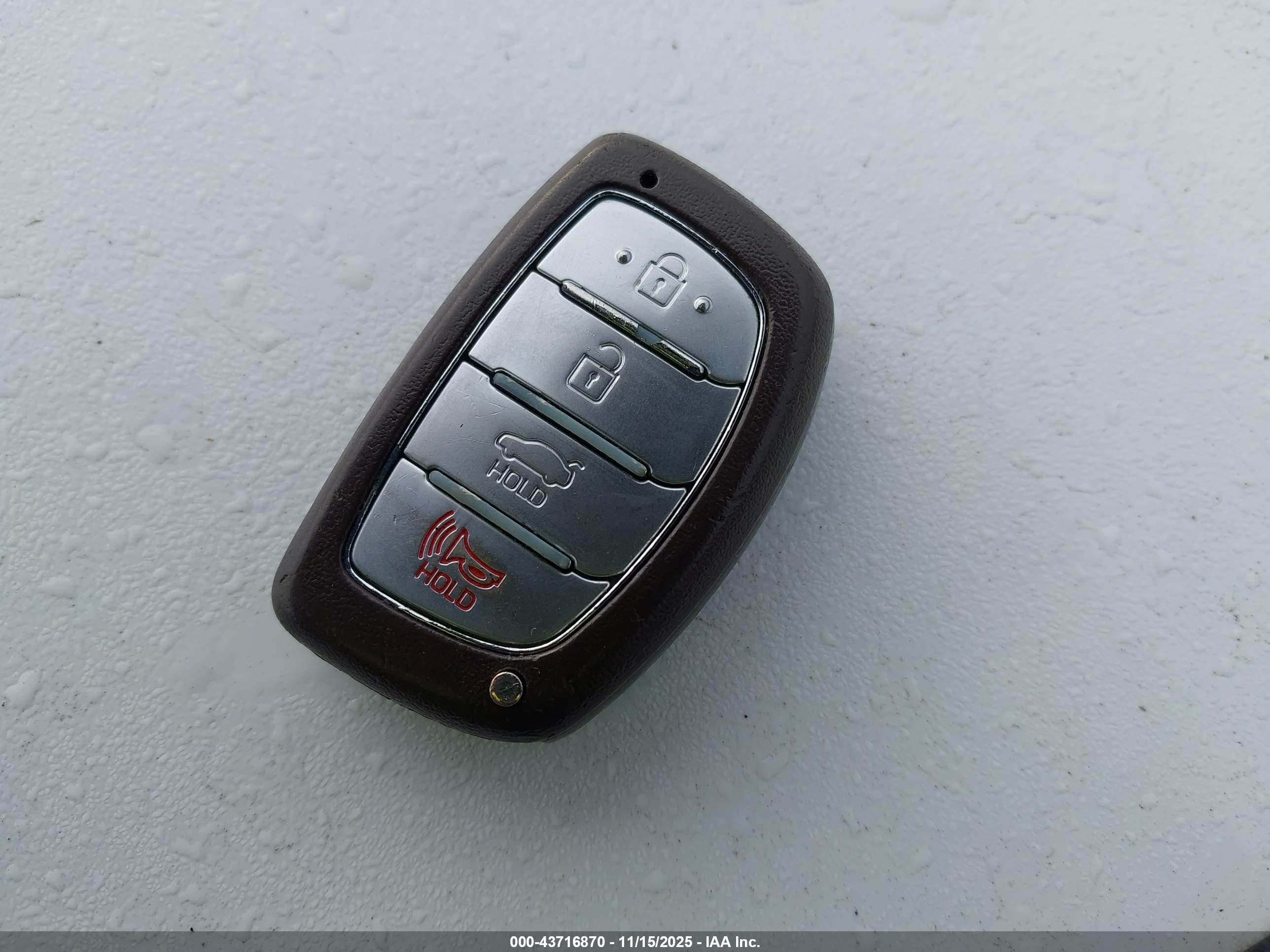 HYUNDAI SONATA image 11