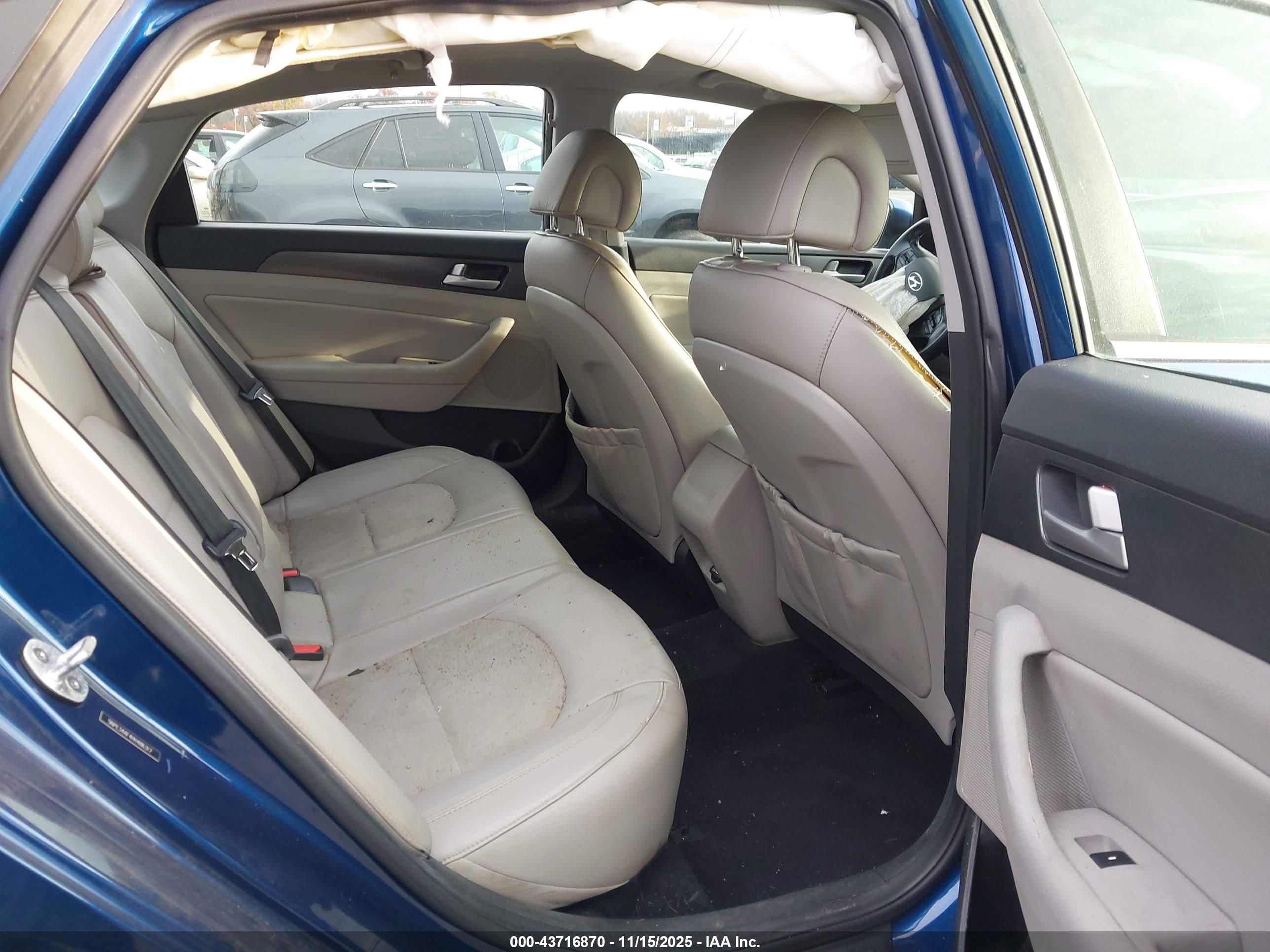 HYUNDAI SONATA image 8