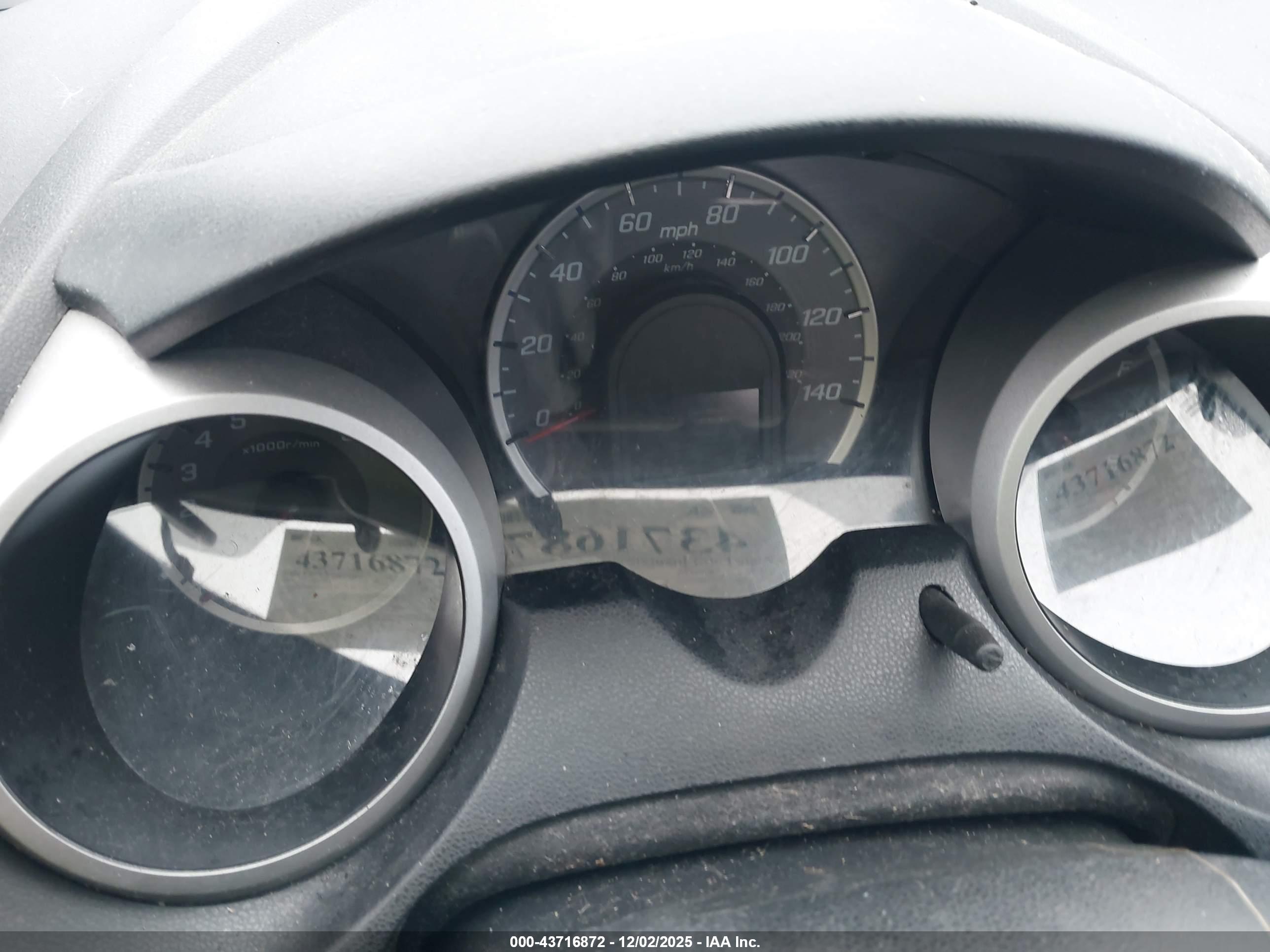 HONDA FIT image 7