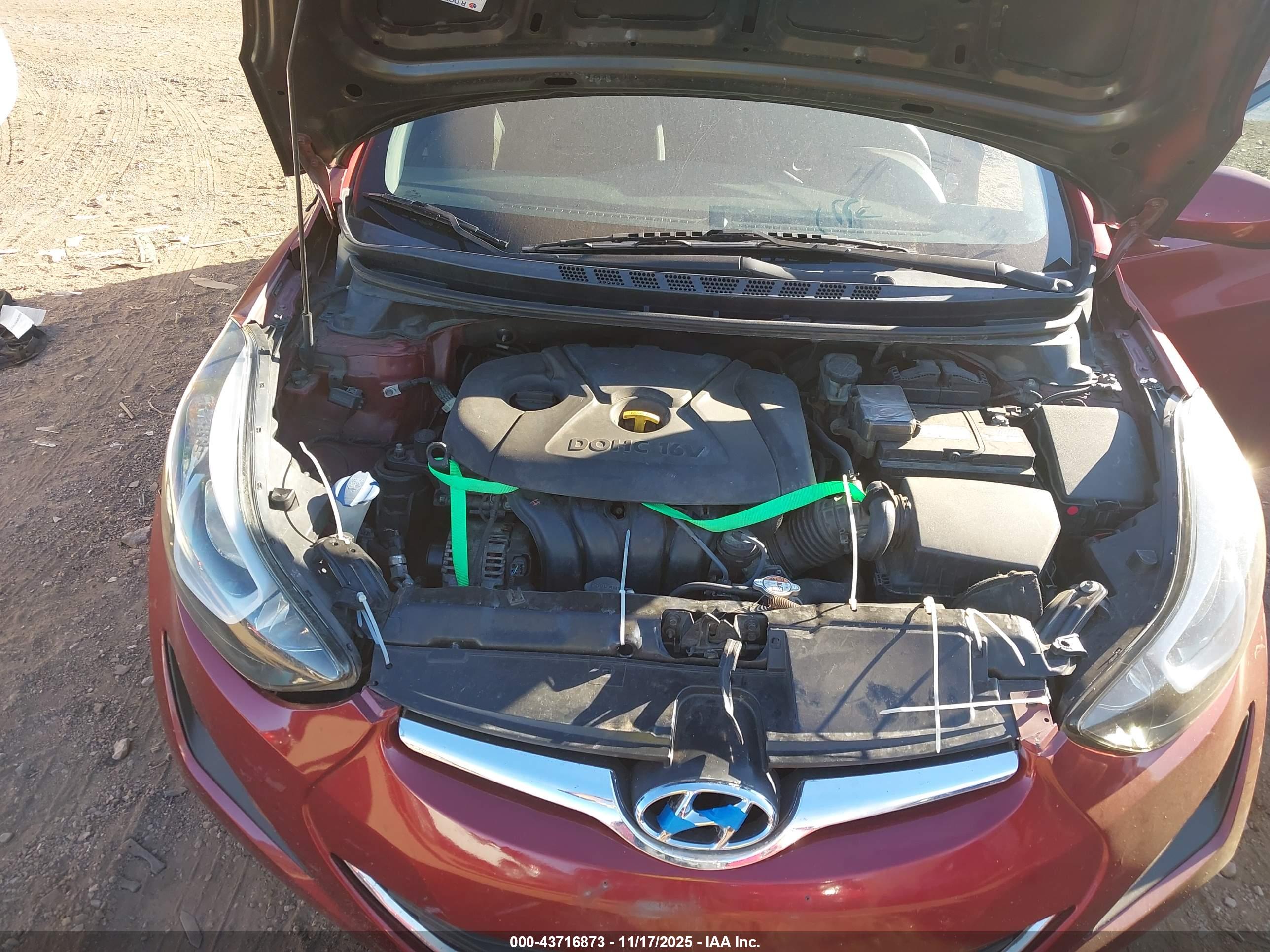HYUNDAI ELANTRA image 10