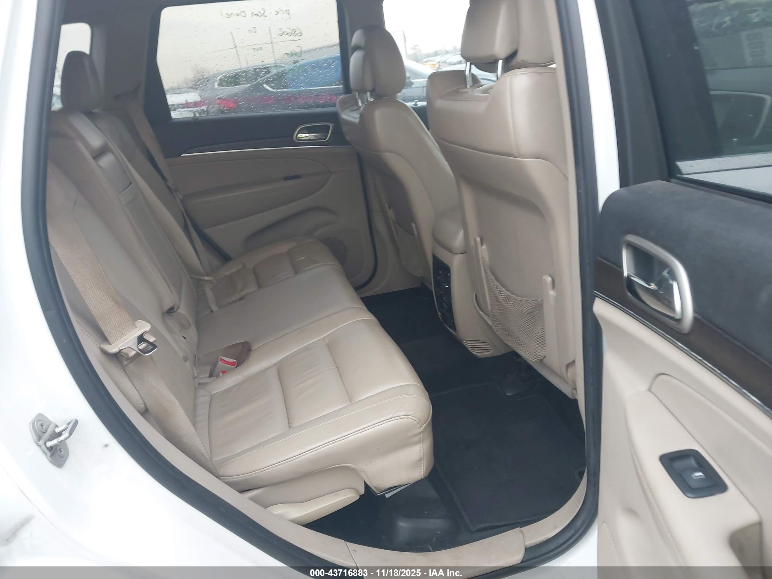 JEEP GRAND image 8