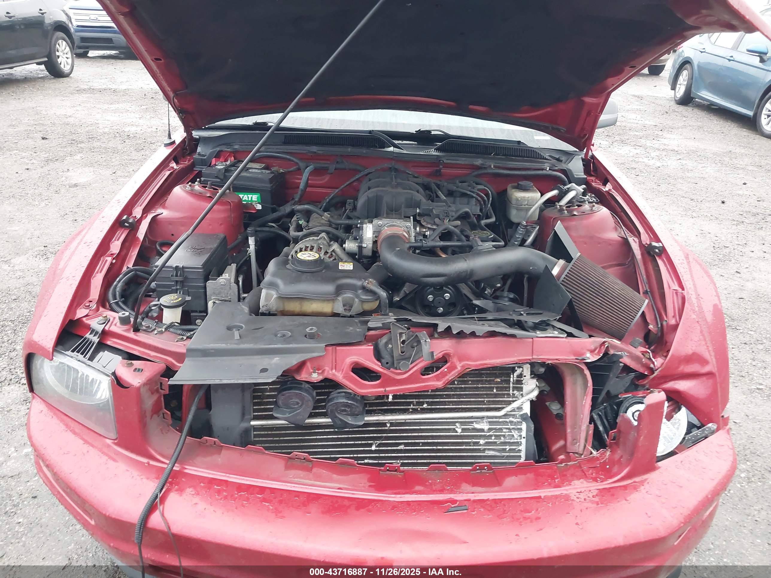 FORD MUSTANG image 10