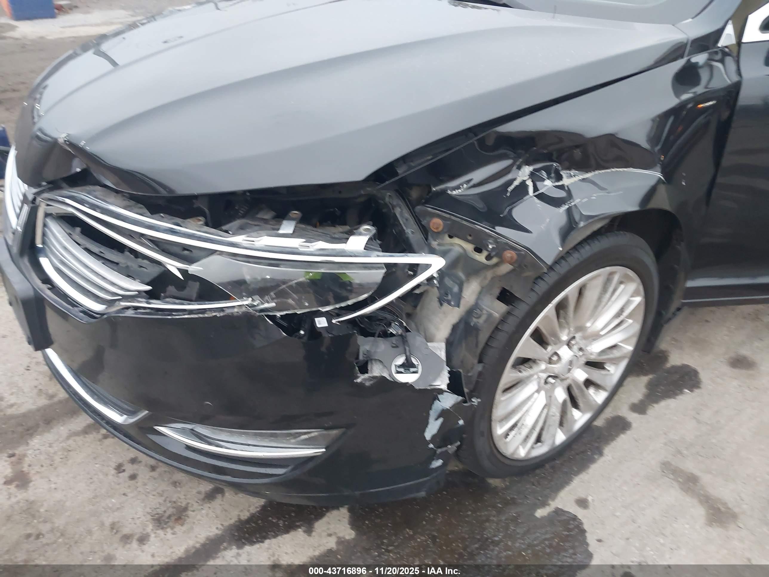 LINCOLN MKZ image 6