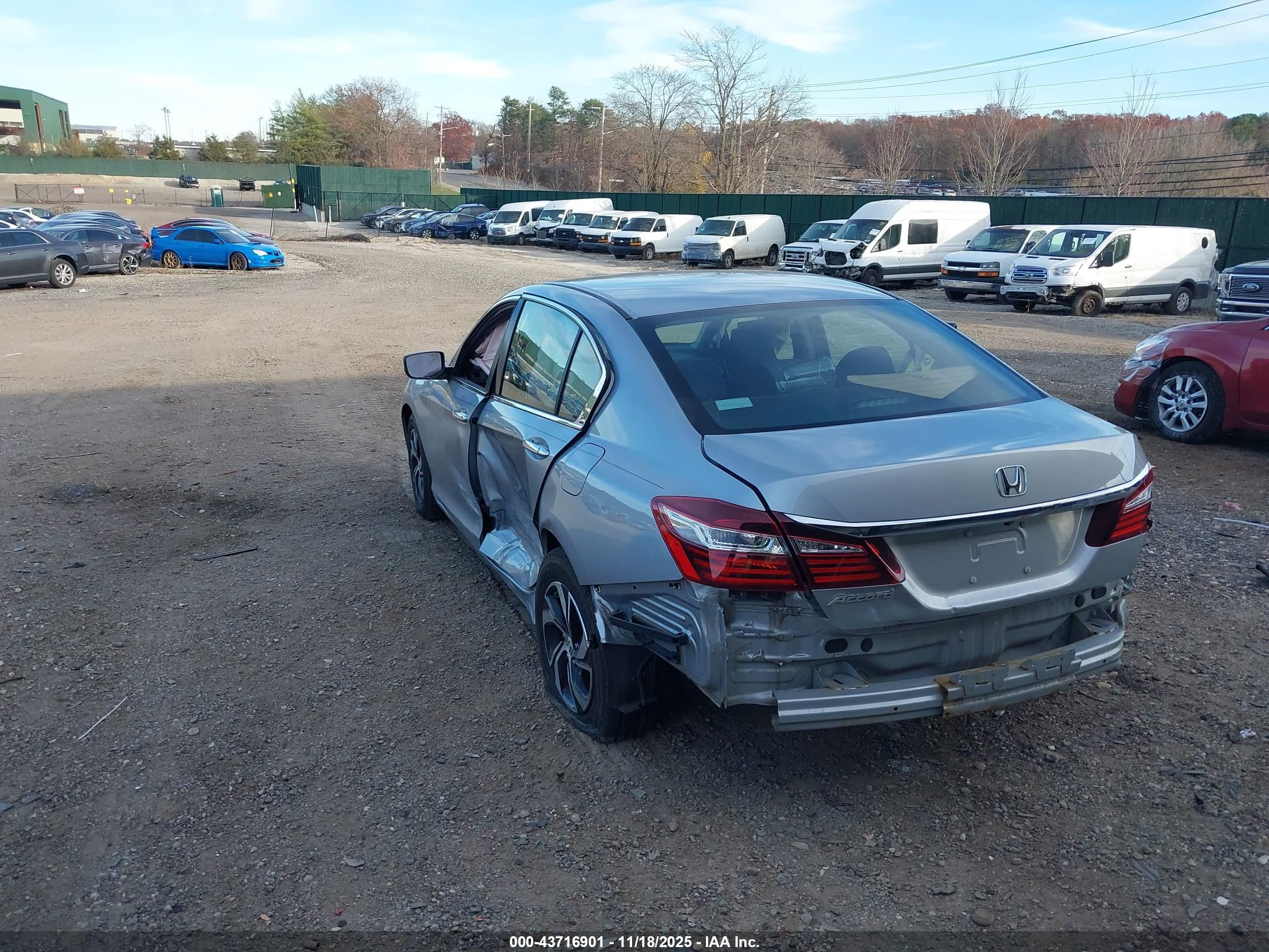 HONDA ACCORD image 3