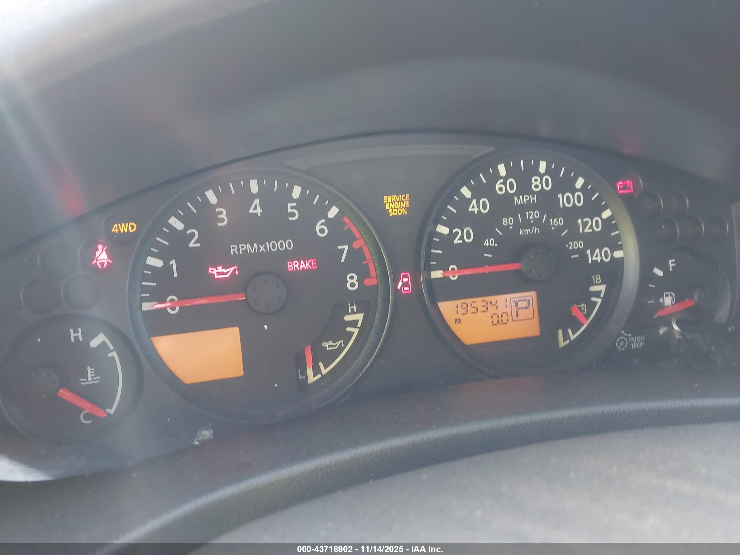 NISSAN FRONTIER image 7