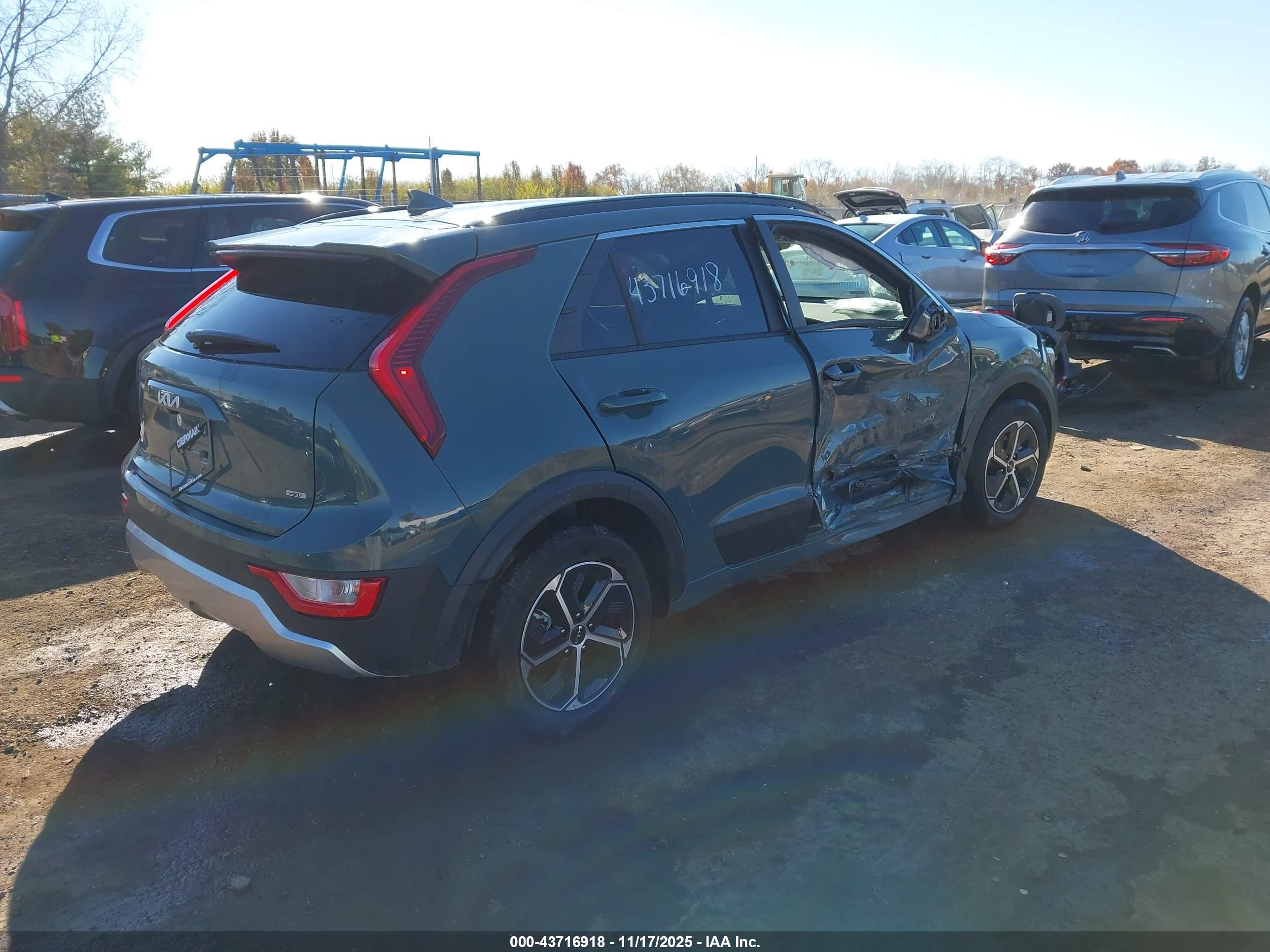 KIA NIRO image 4