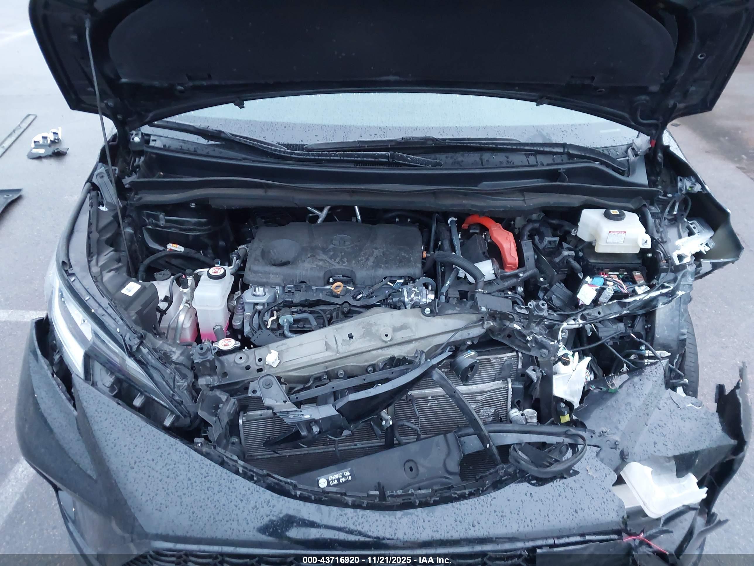 TOYOTA SIENNA image 10