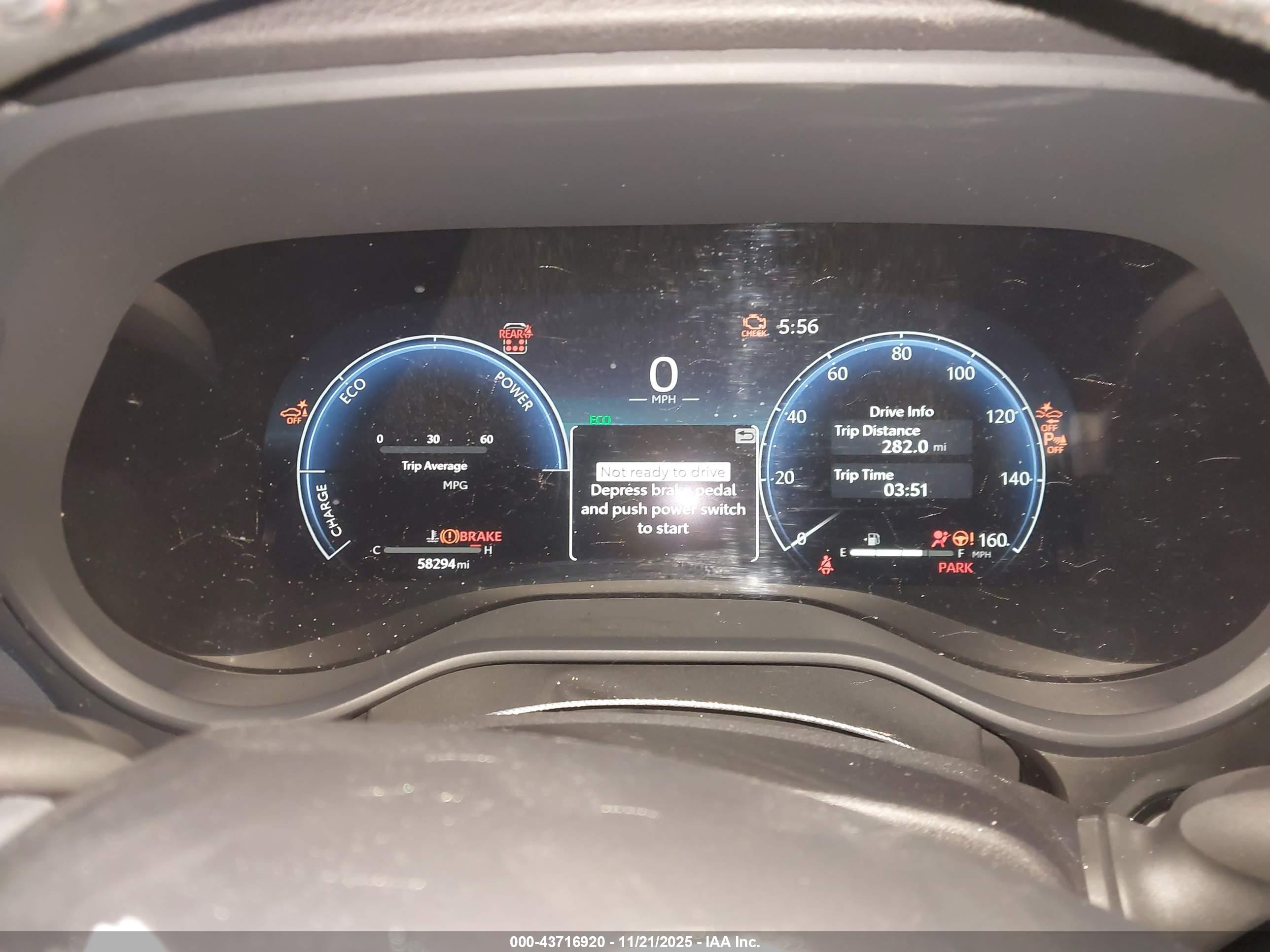 TOYOTA SIENNA image 7