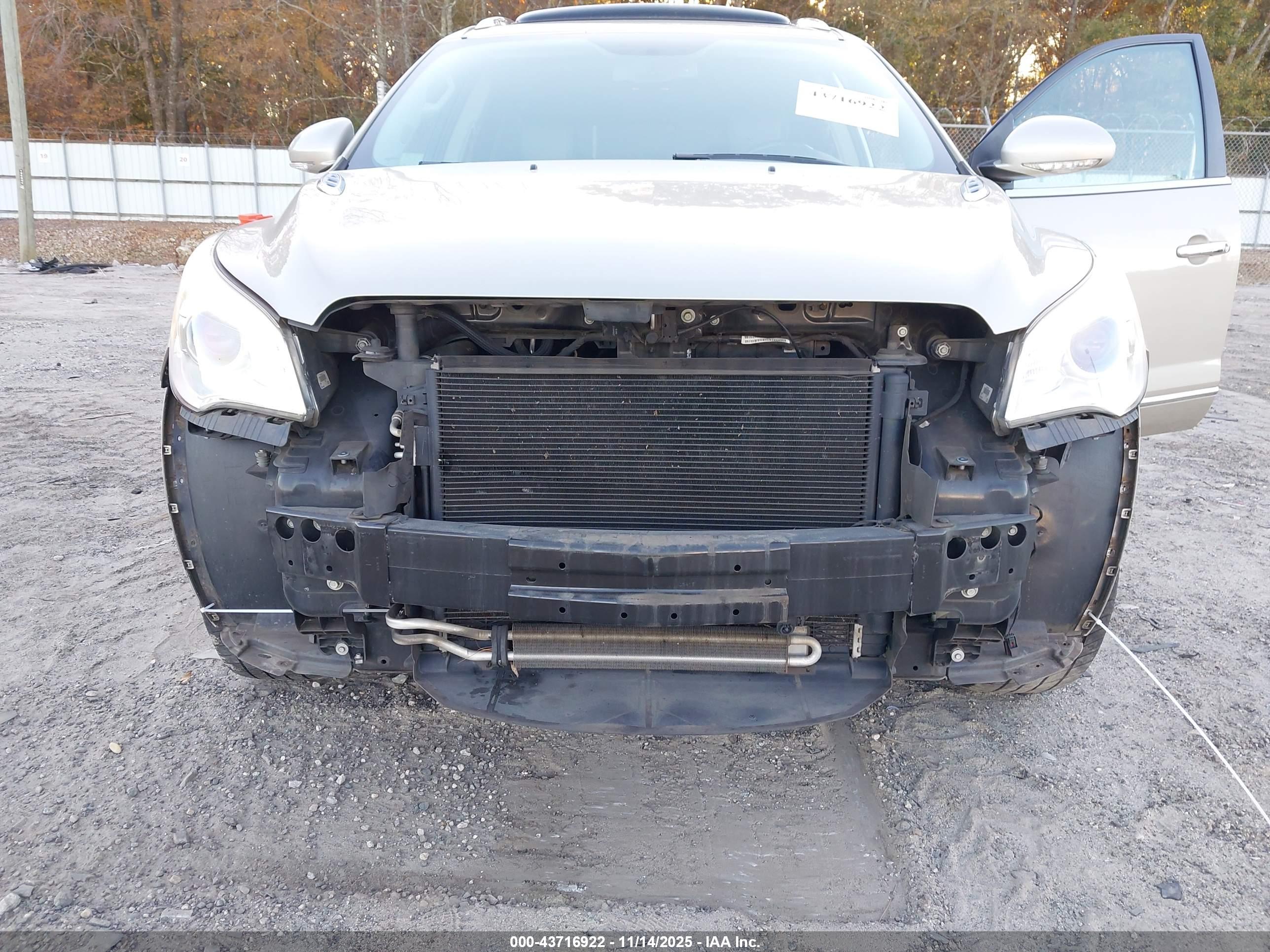 BUICK ENCLAVE image 6