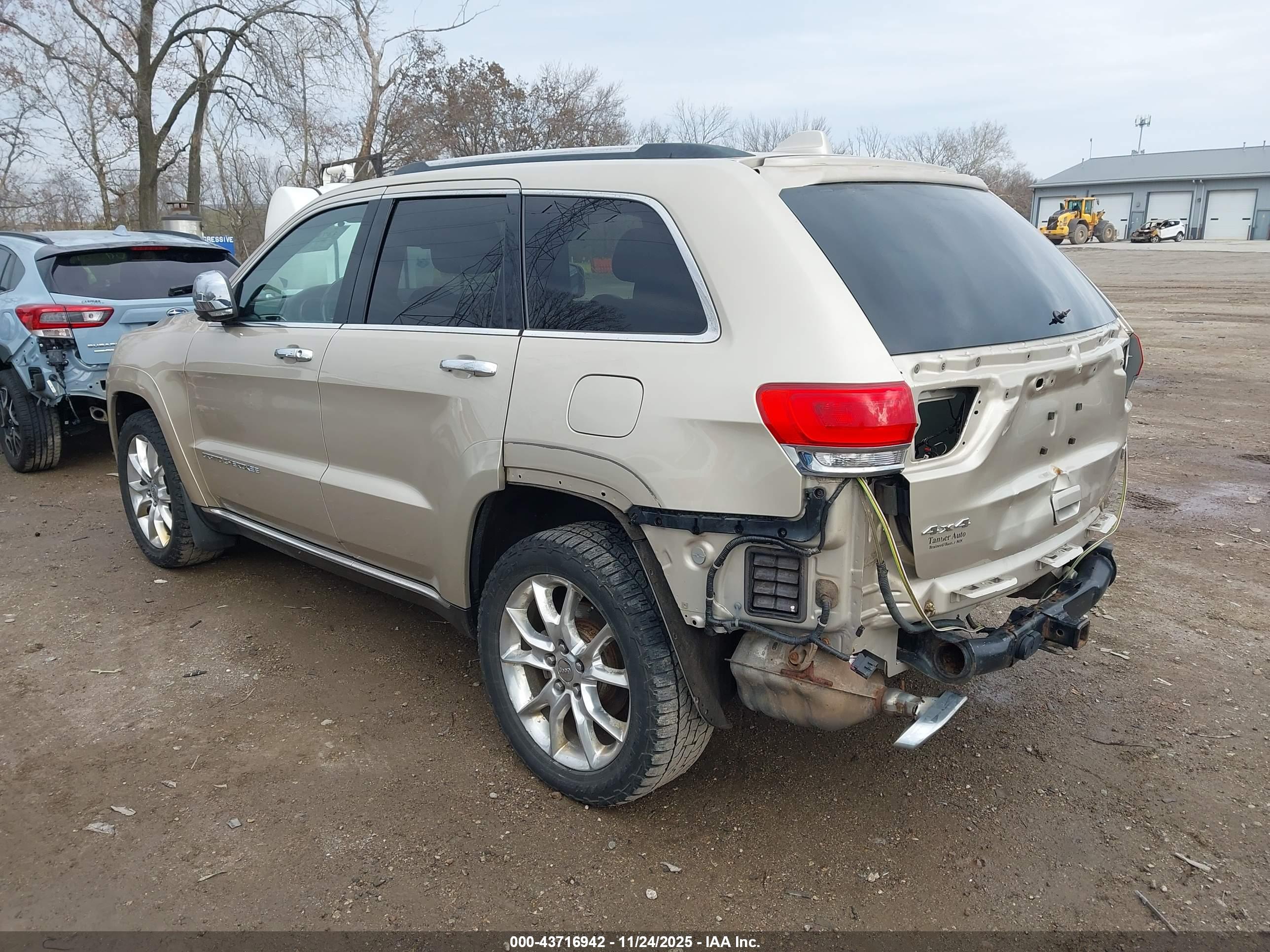 JEEP GRAND image 3