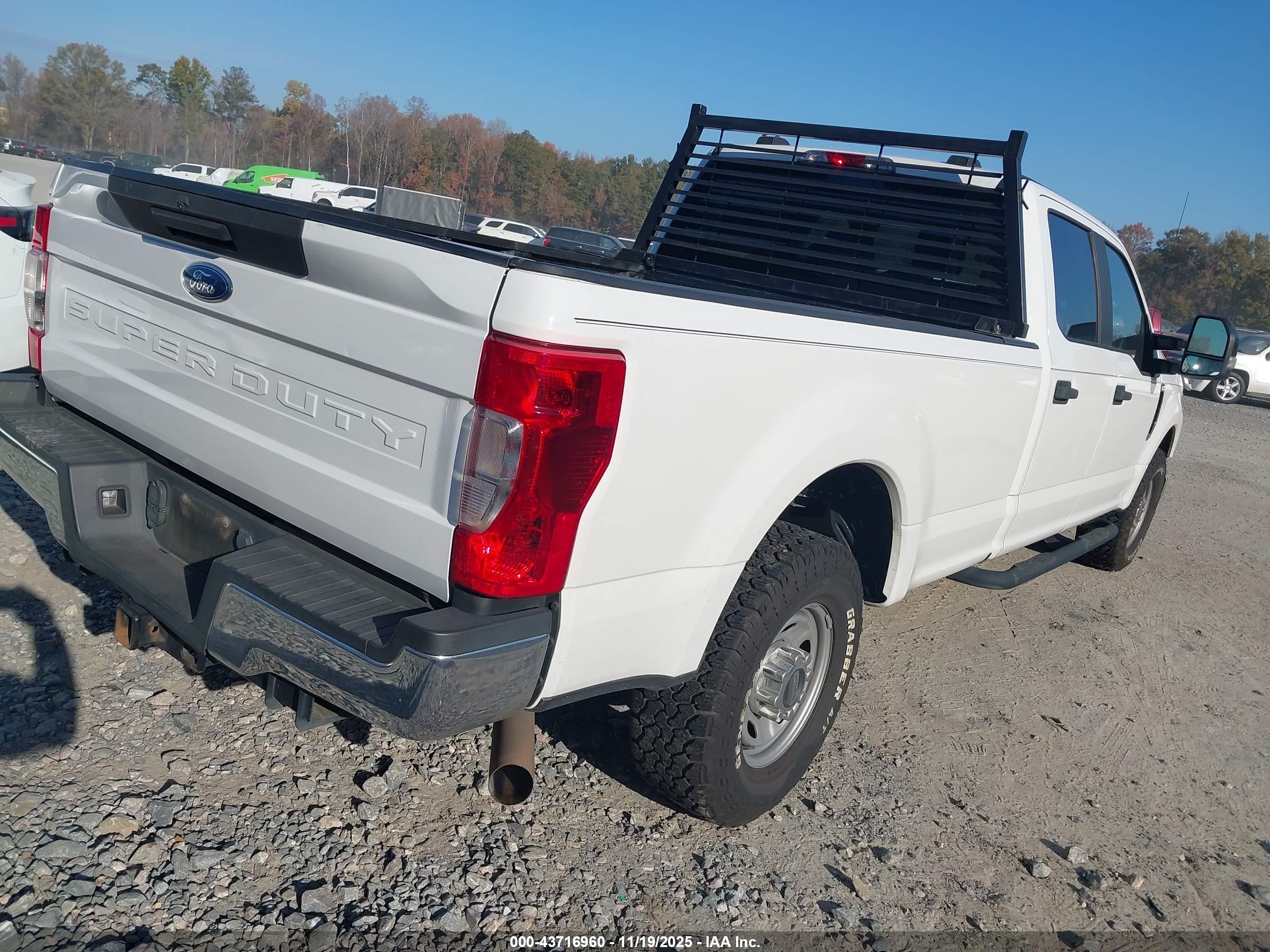 FORD F-250 image 4