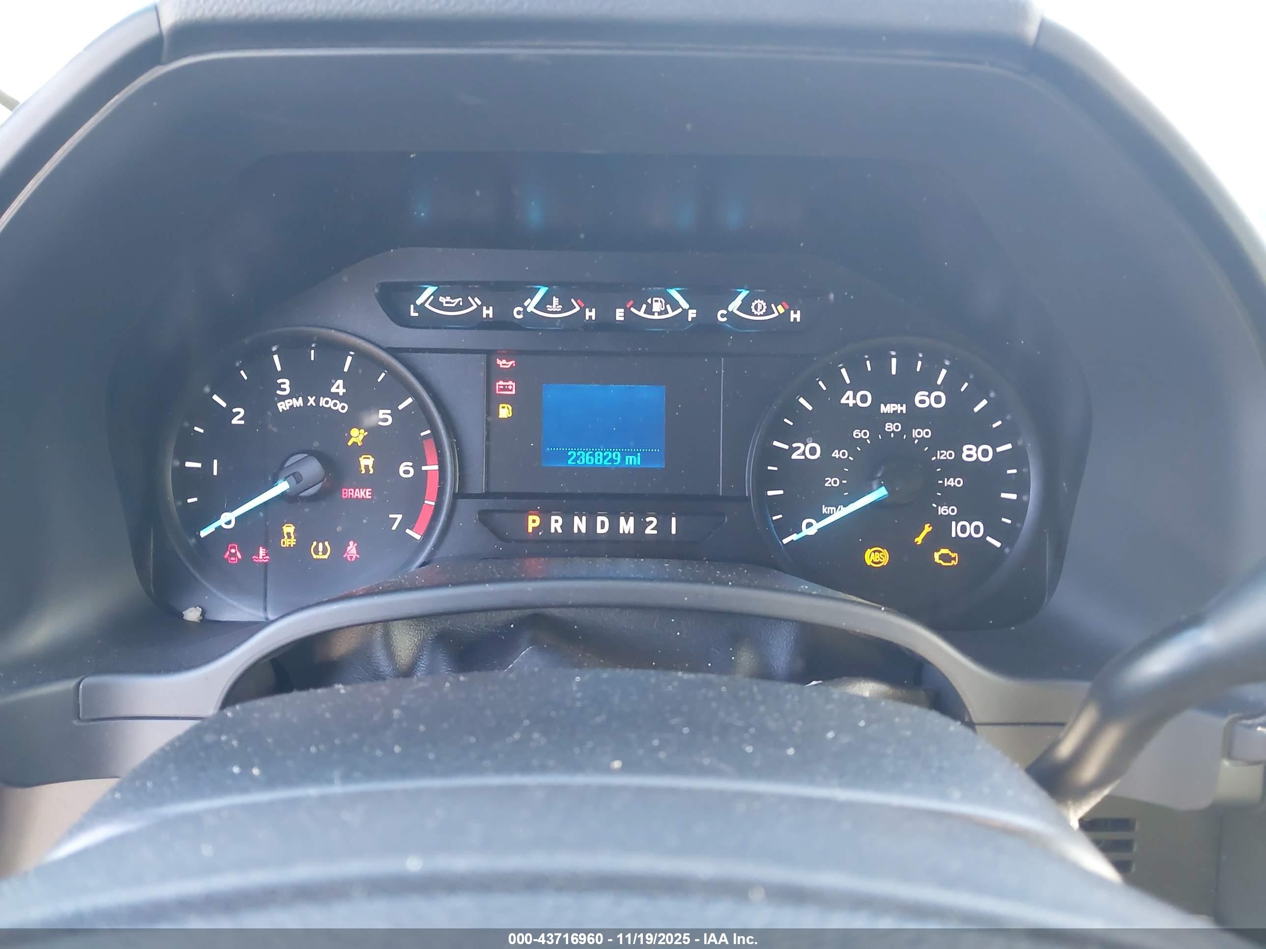 FORD F-250 image 7