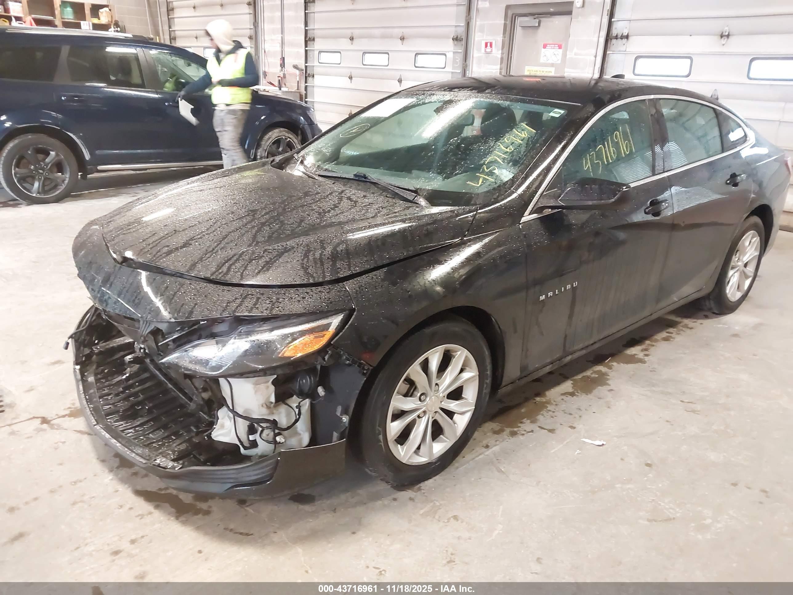 CHEVROLET MALIBU image 2