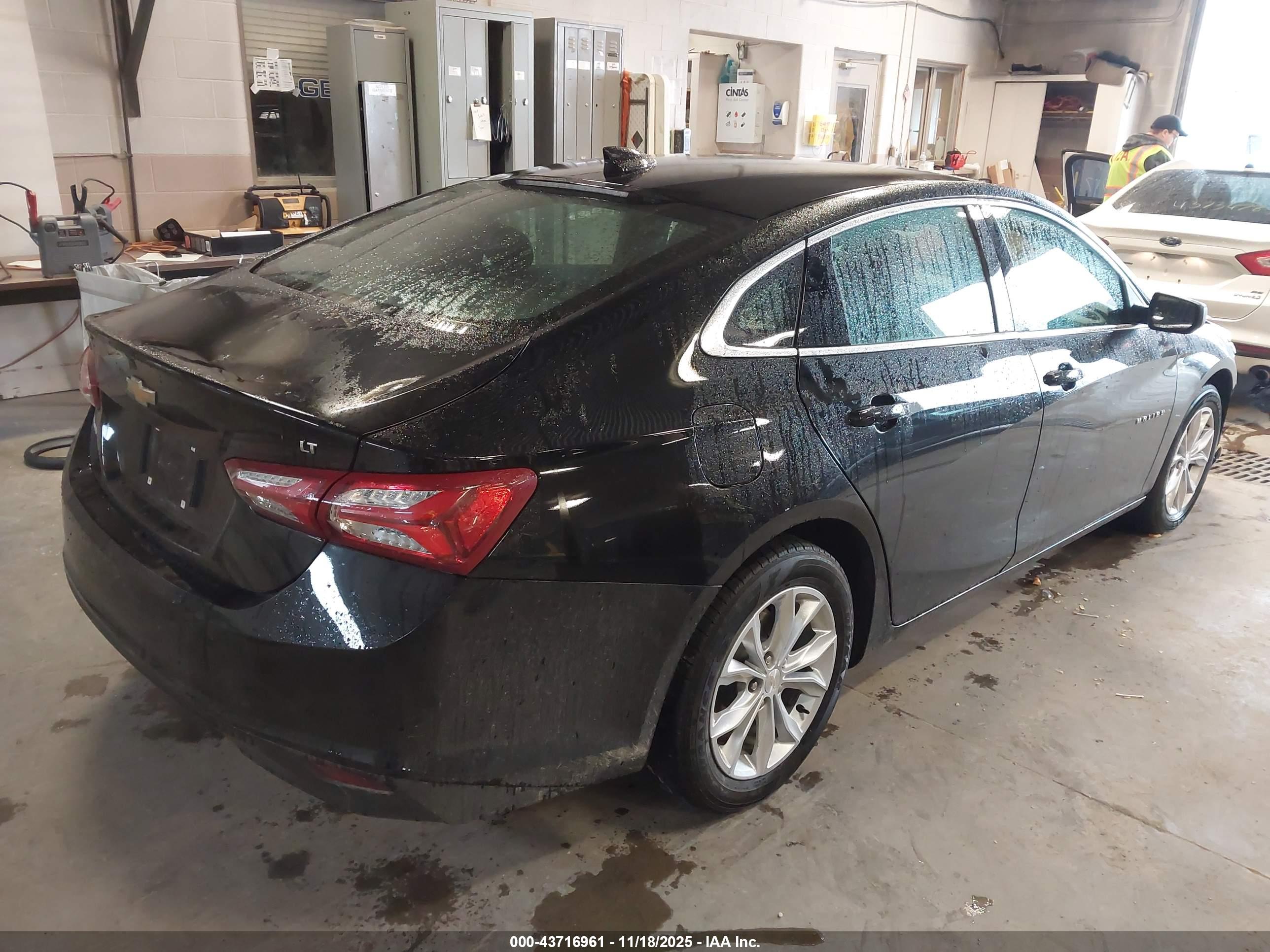 CHEVROLET MALIBU image 4