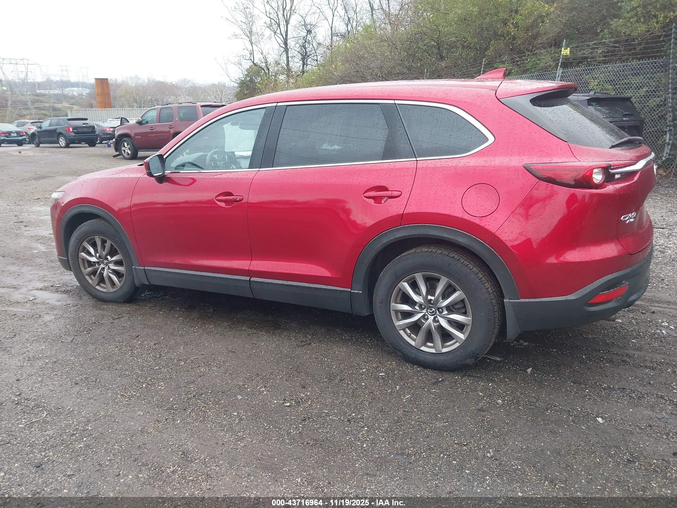 MAZDA CX-9 image 3