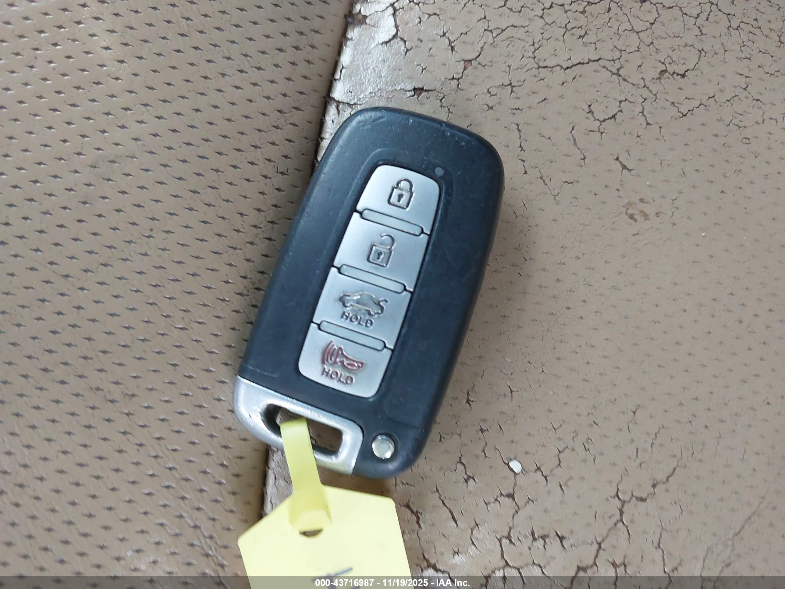 HYUNDAI SONATA image 11