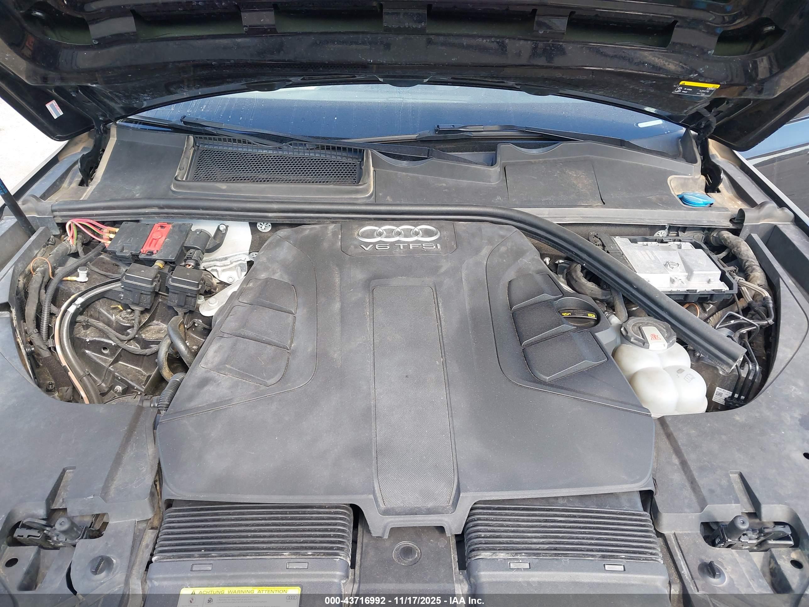 AUDI Q7 image 10