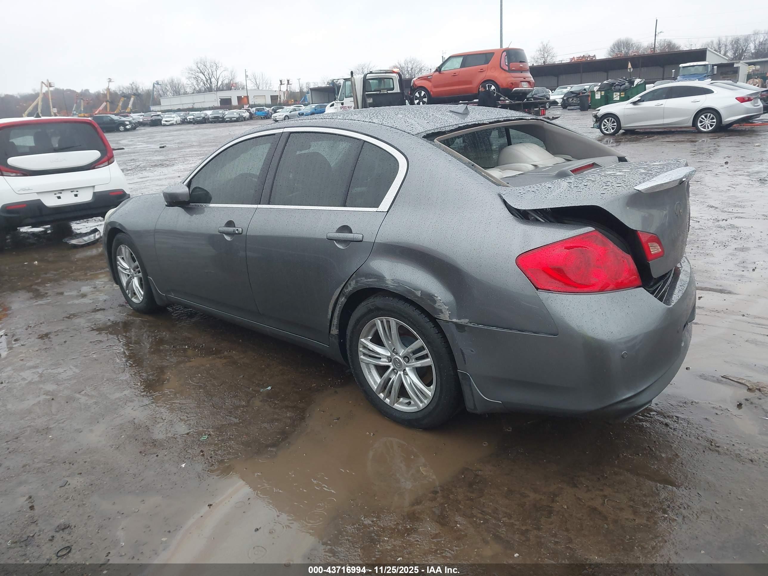 INFINITI G37X image 3