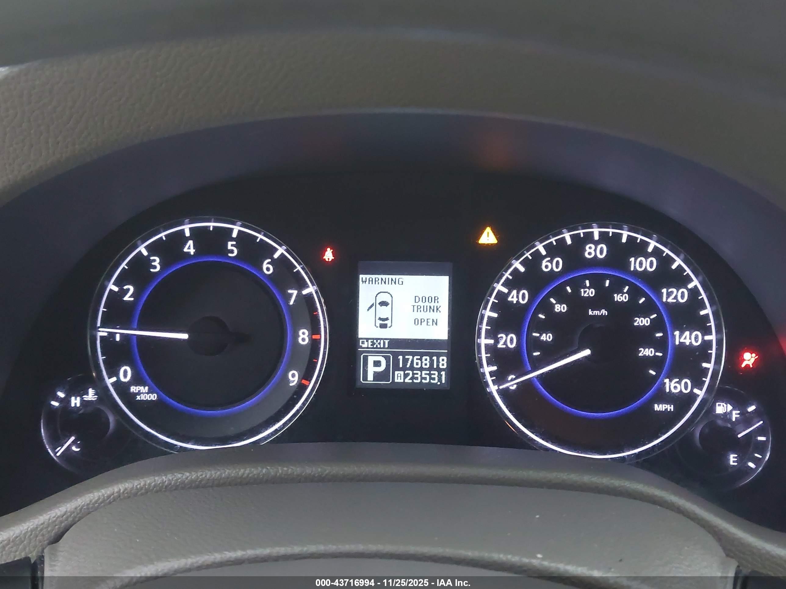 INFINITI G37X image 7
