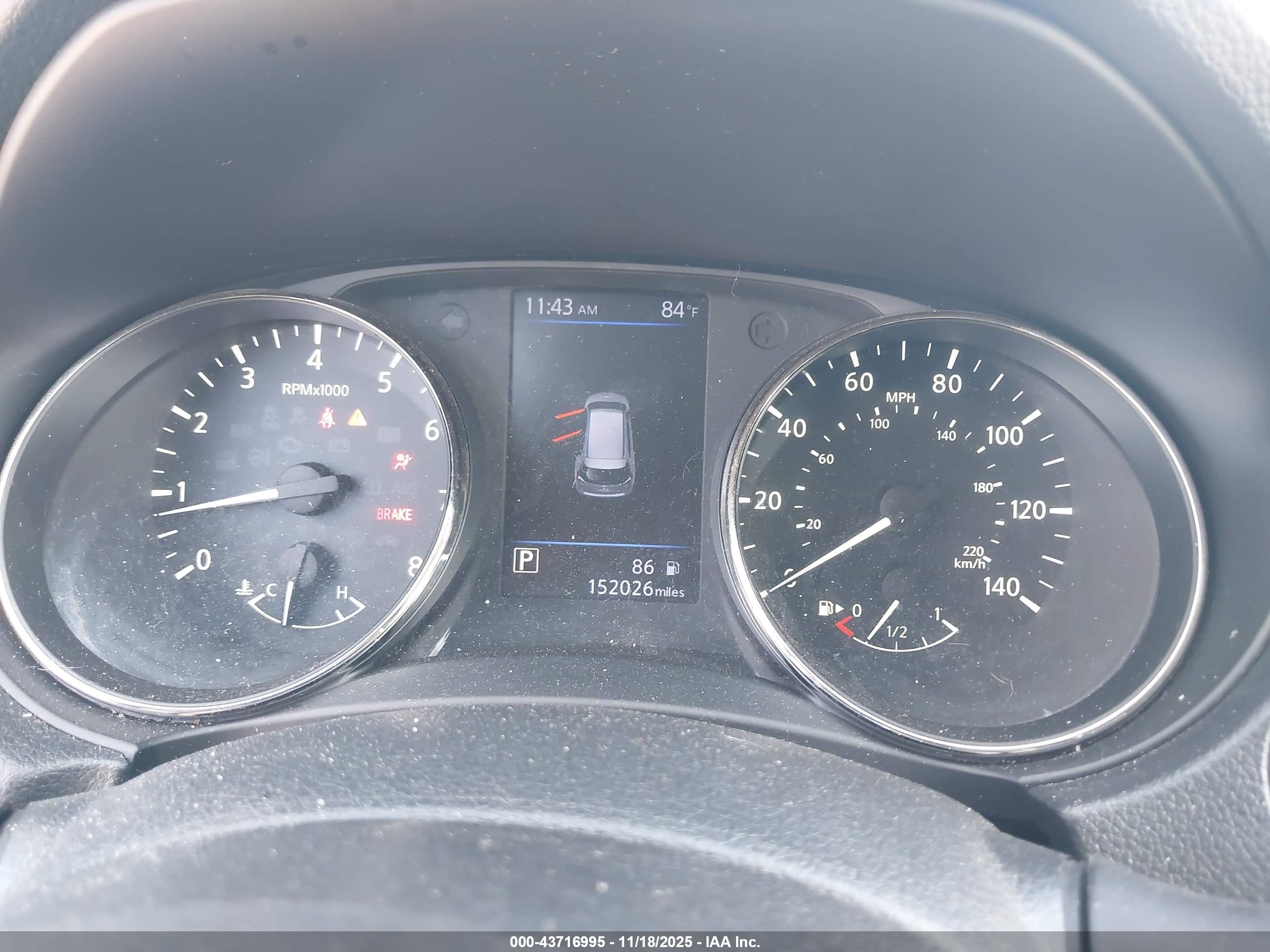 NISSAN ROGUE image 7