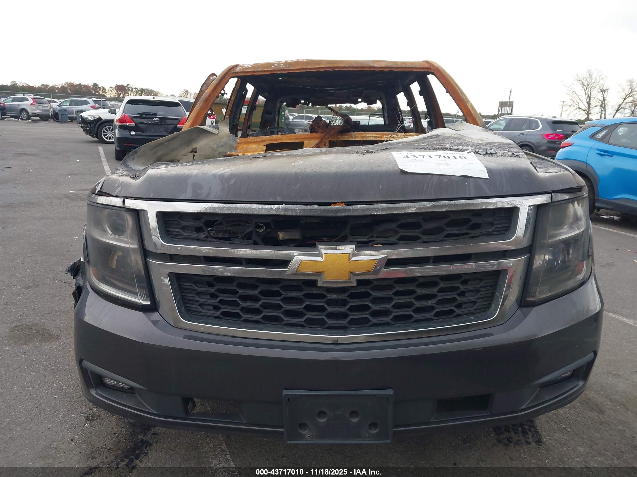 CHEVROLET TAHOE image 6