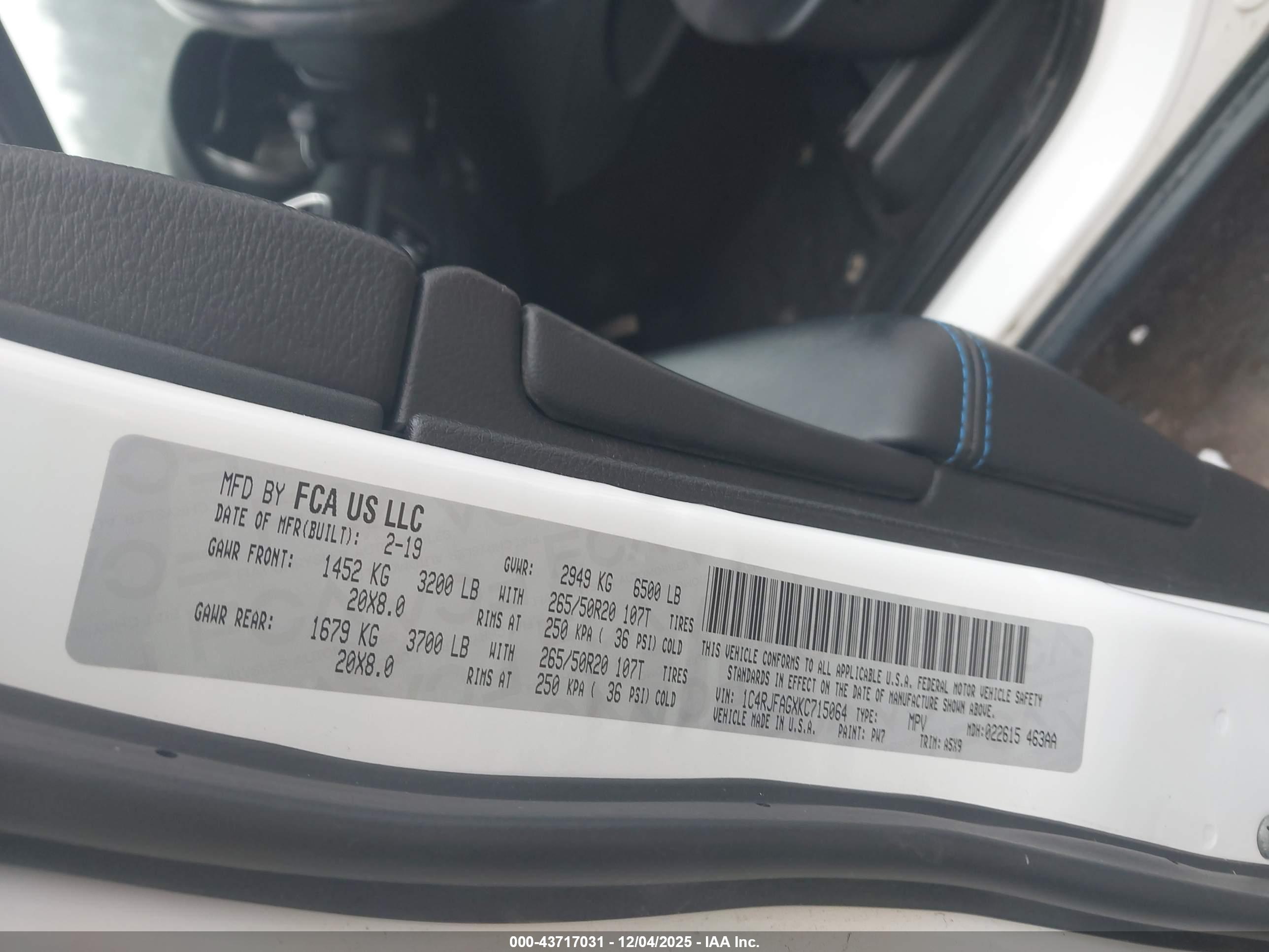 JEEP GRAND image 9