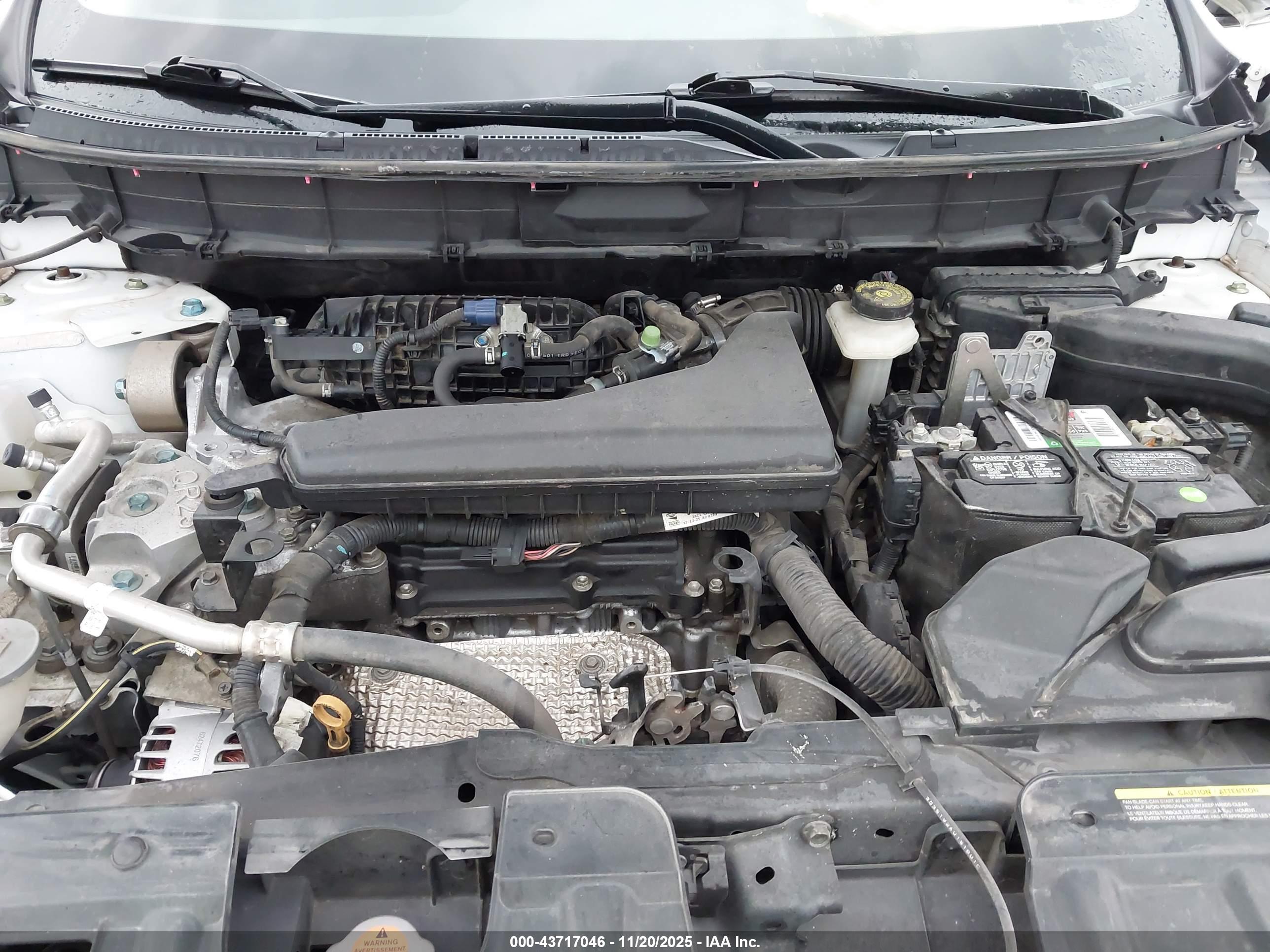 NISSAN ROGUE image 10