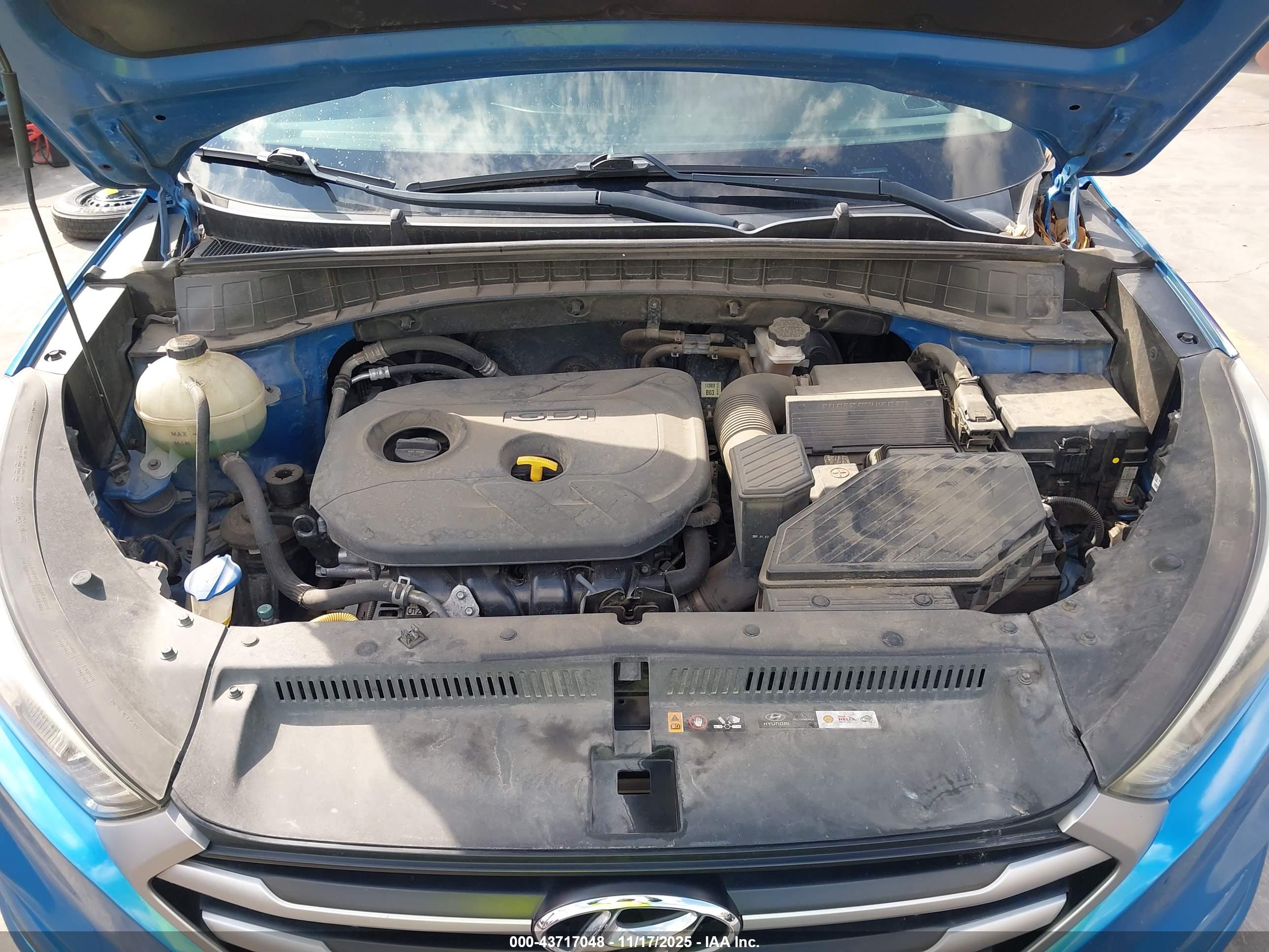 HYUNDAI TUCSON image 10