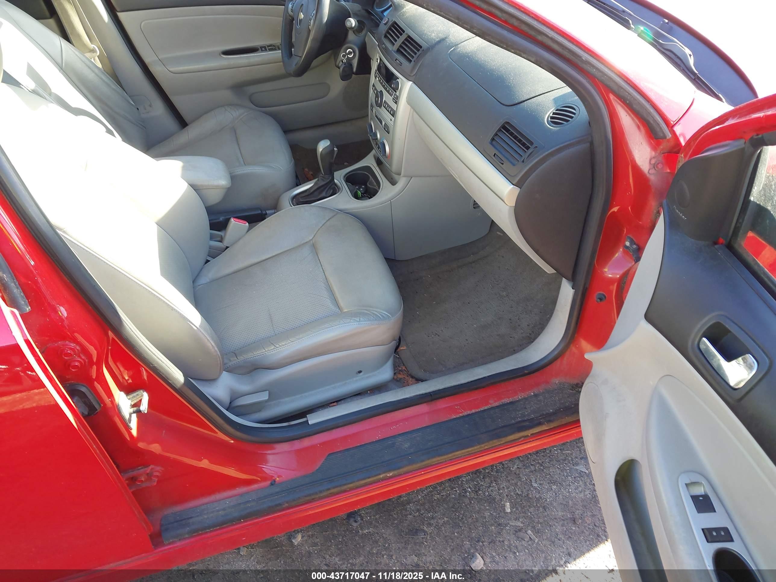 CHEVROLET COBALT image 5
