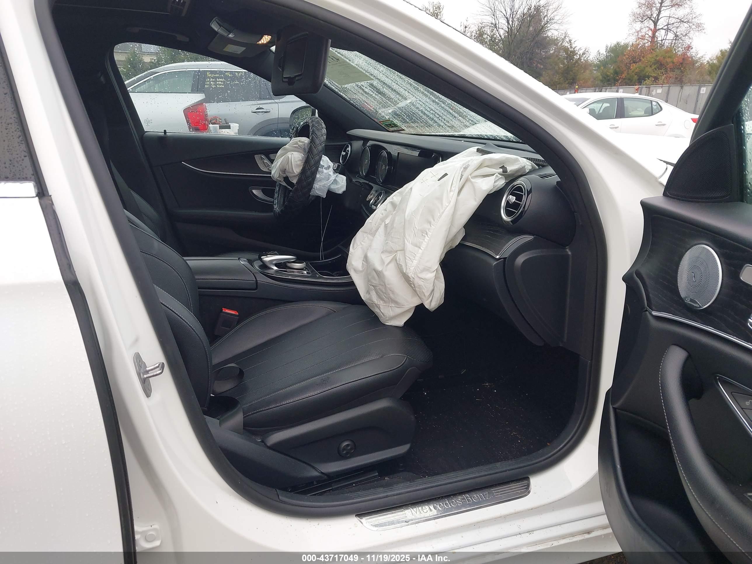MERCEDES-BENZ E image 5