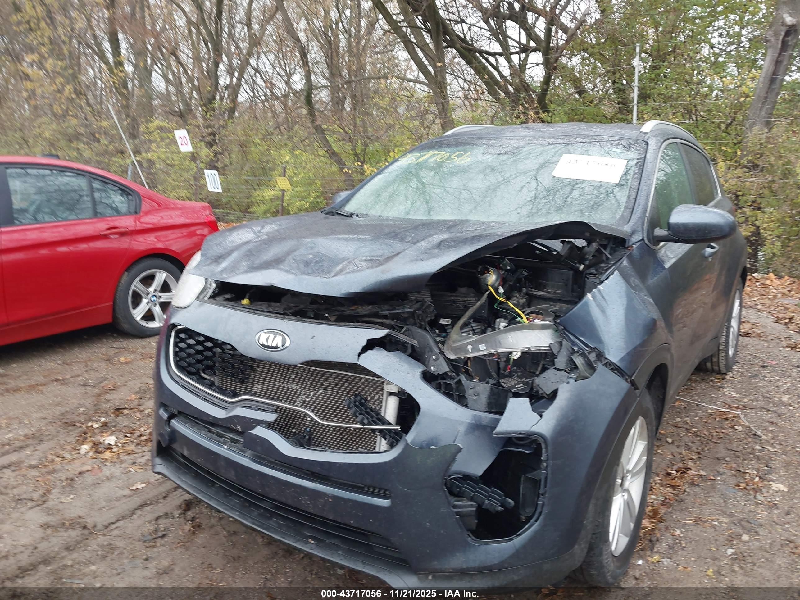 KIA SPORTAGE image 6