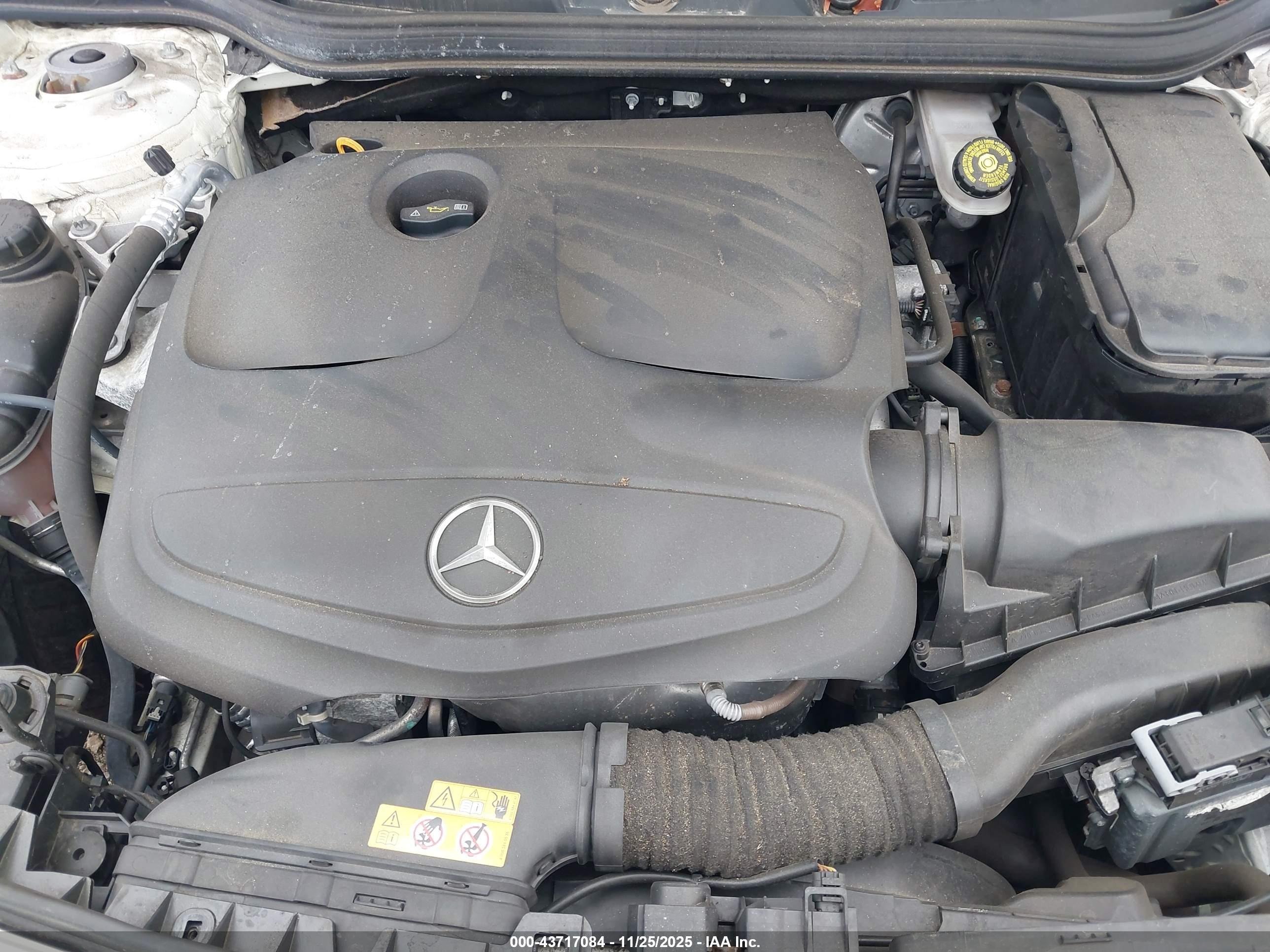 MERCEDES-BENZ CLA image 10
