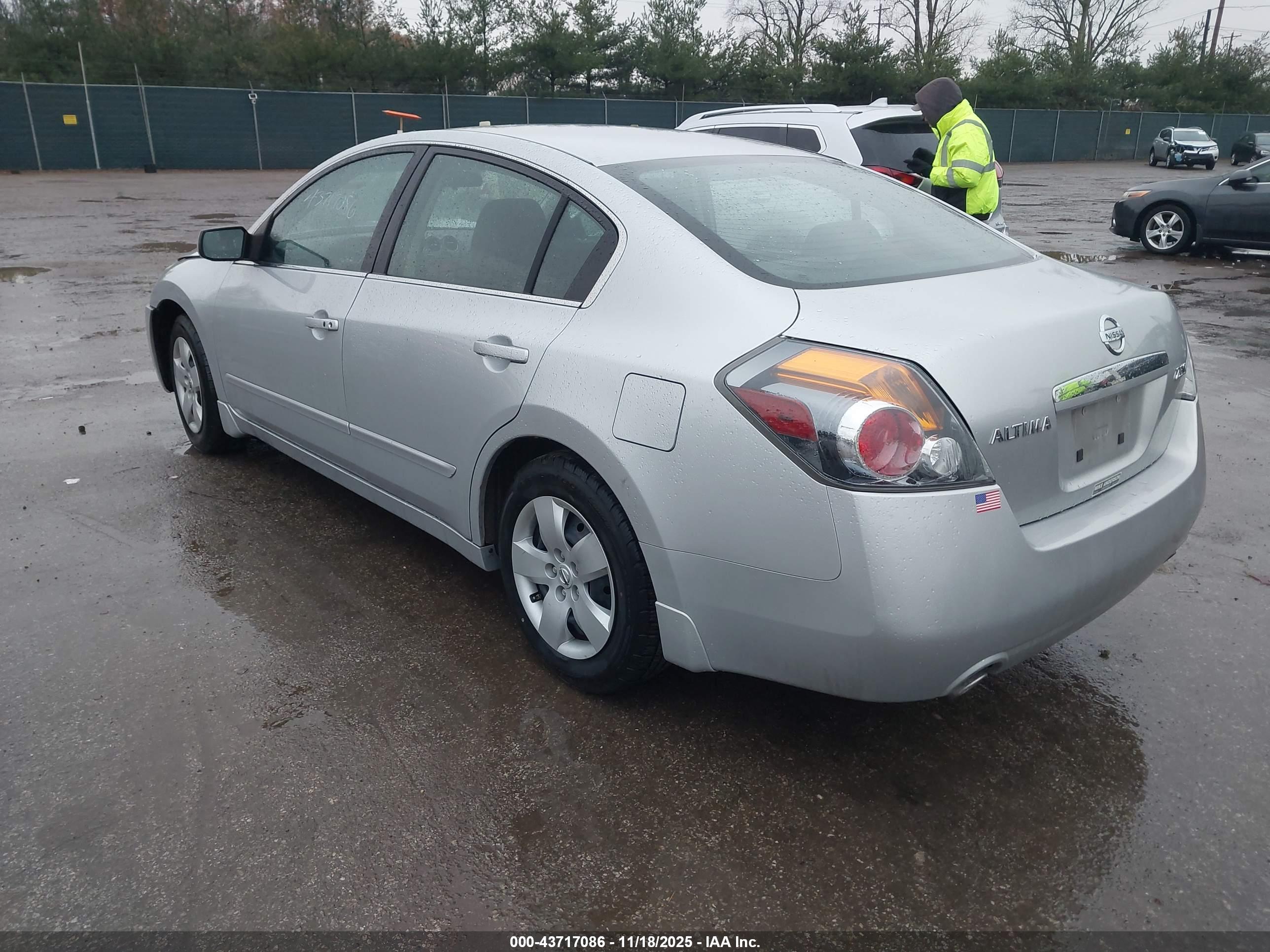 NISSAN ALTIMA image 3
