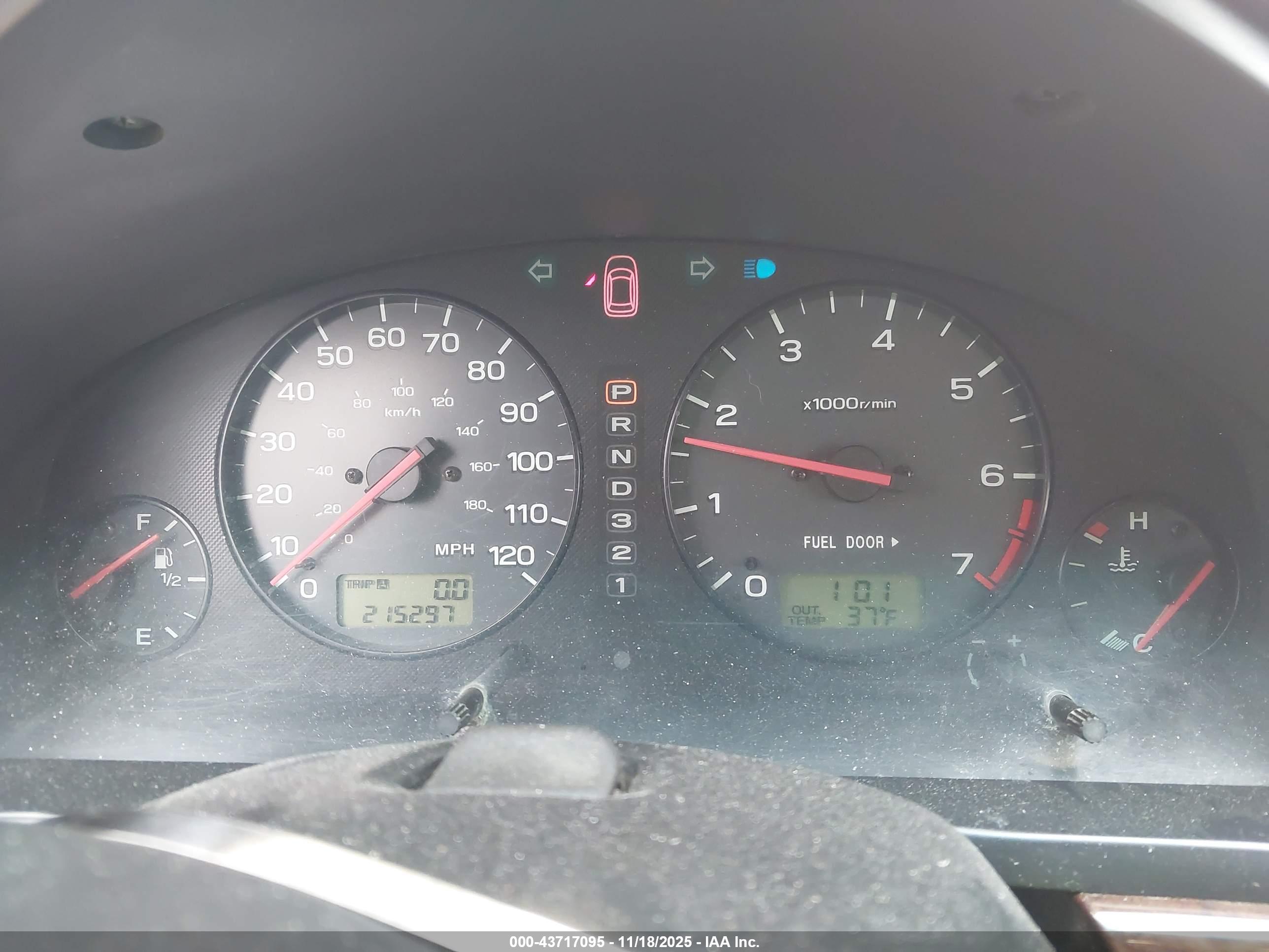 SUBARU OUTBACK image 7