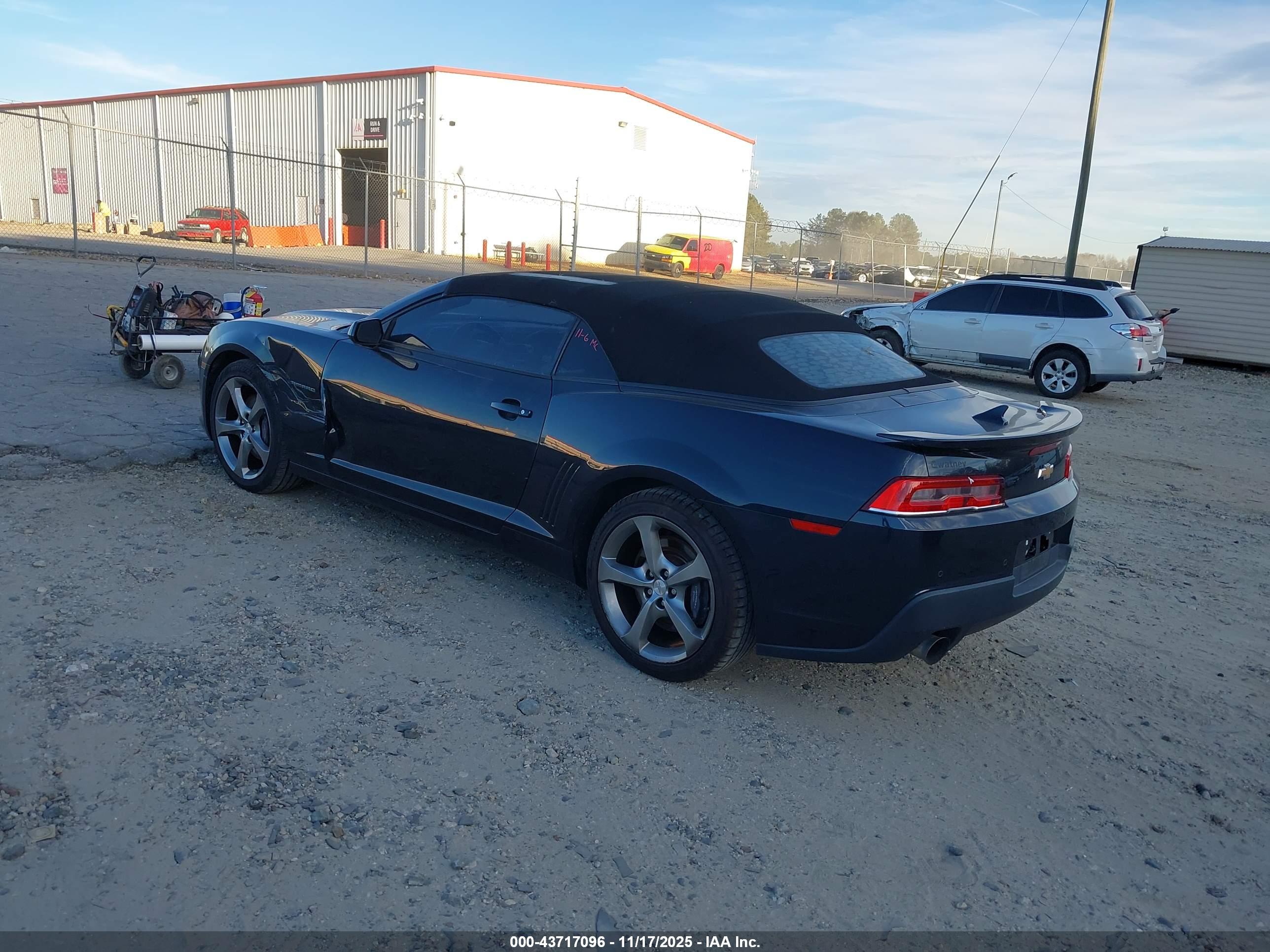 CHEVROLET CAMARO image 3