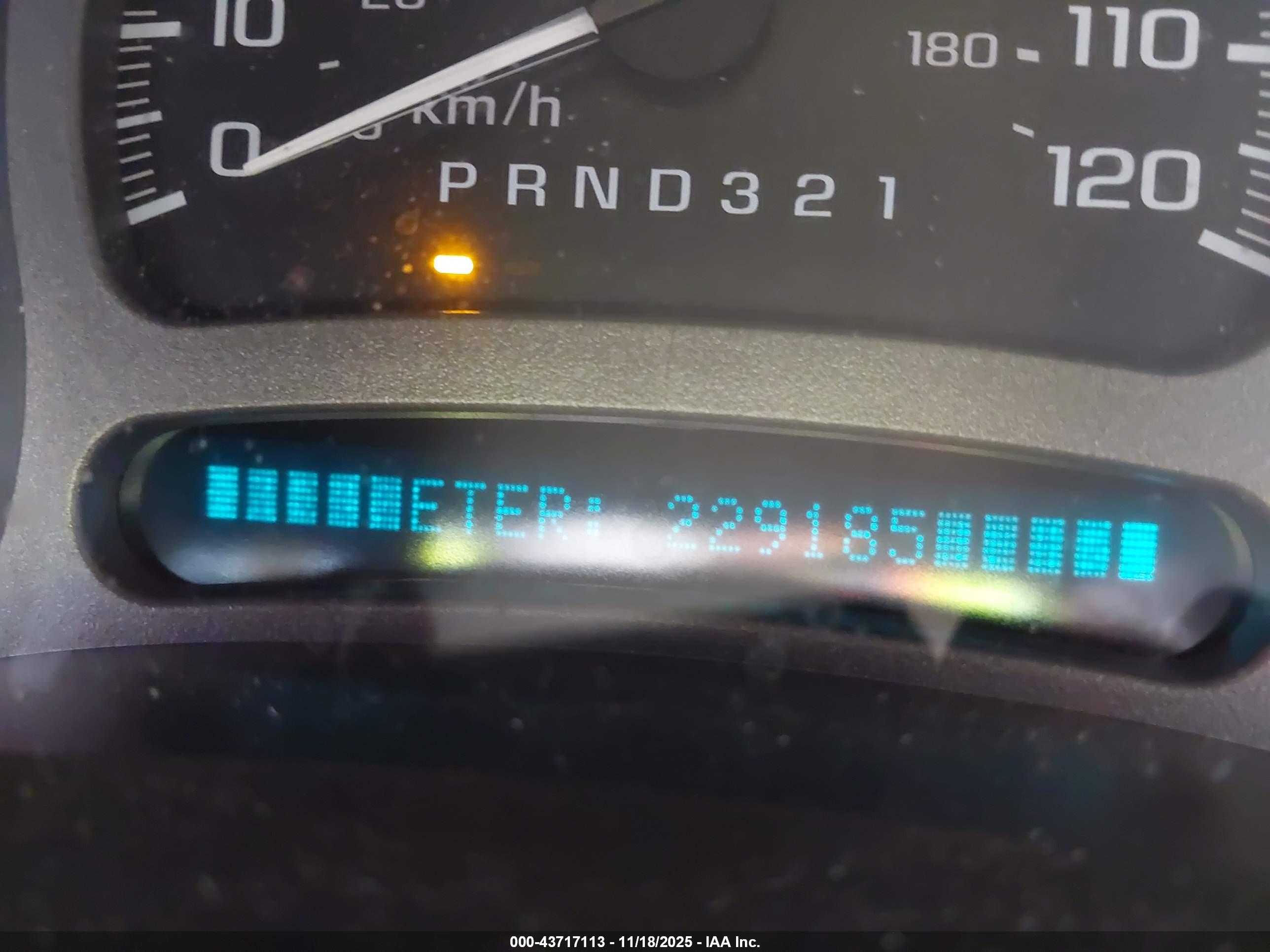 GMC YUKON image 7