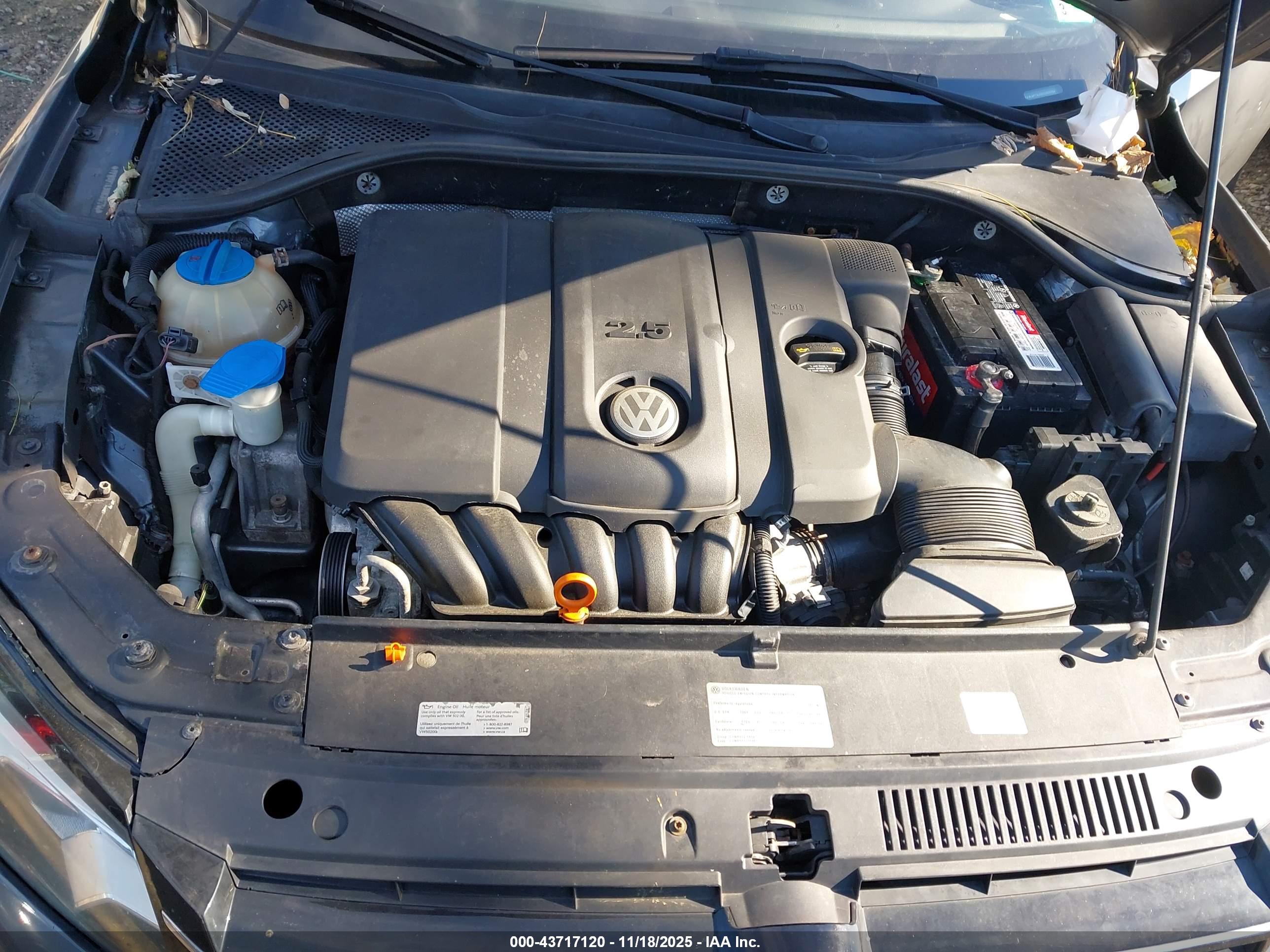 VOLKSWAGEN PASSAT image 10