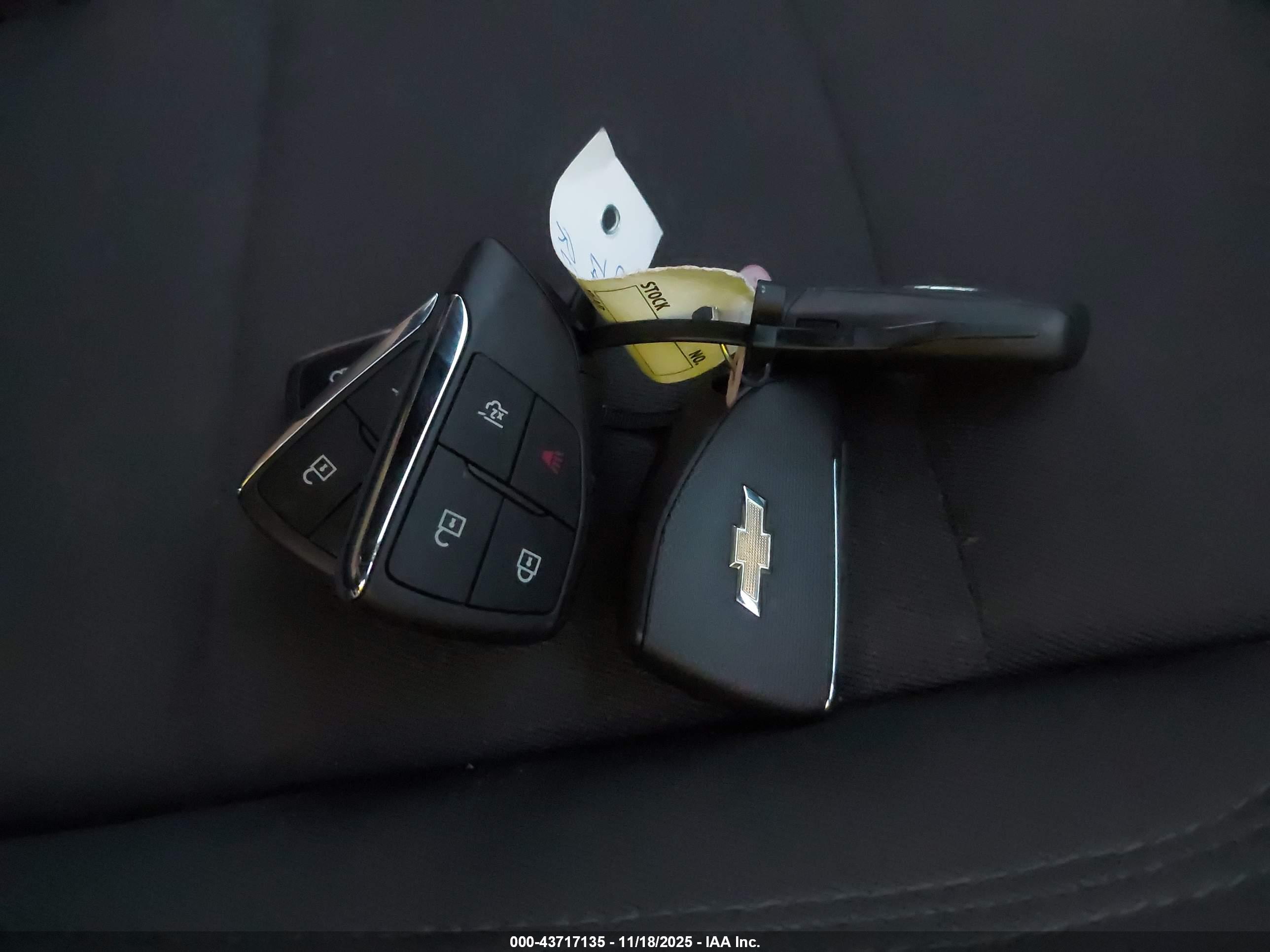 CHEVROLET TAHOE image 11