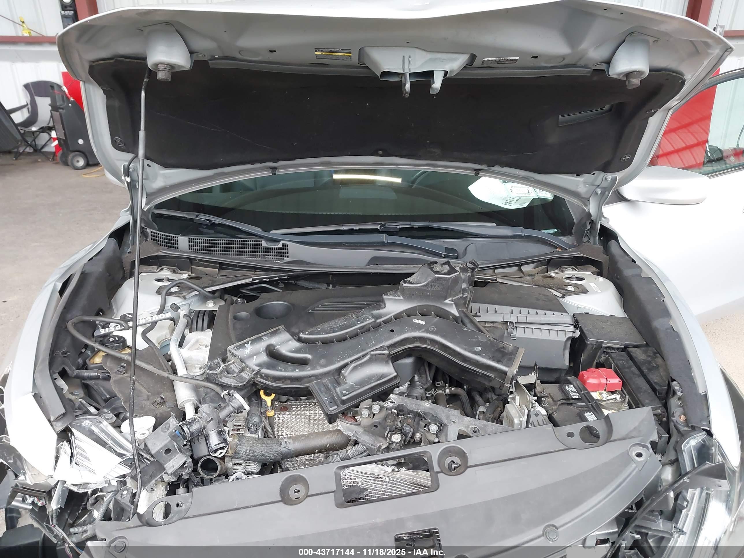NISSAN ALTIMA image 10