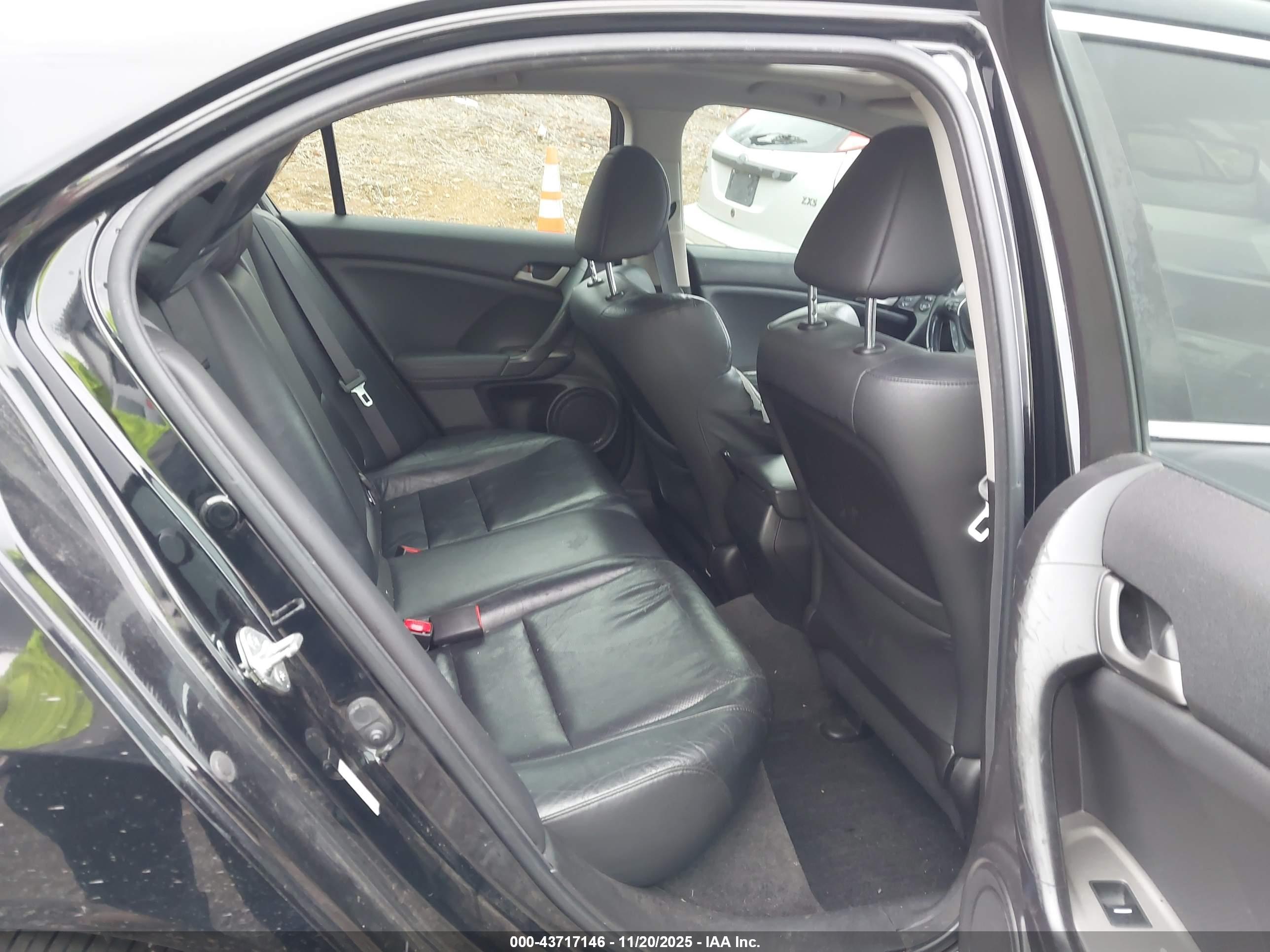 ACURA TSX image 8