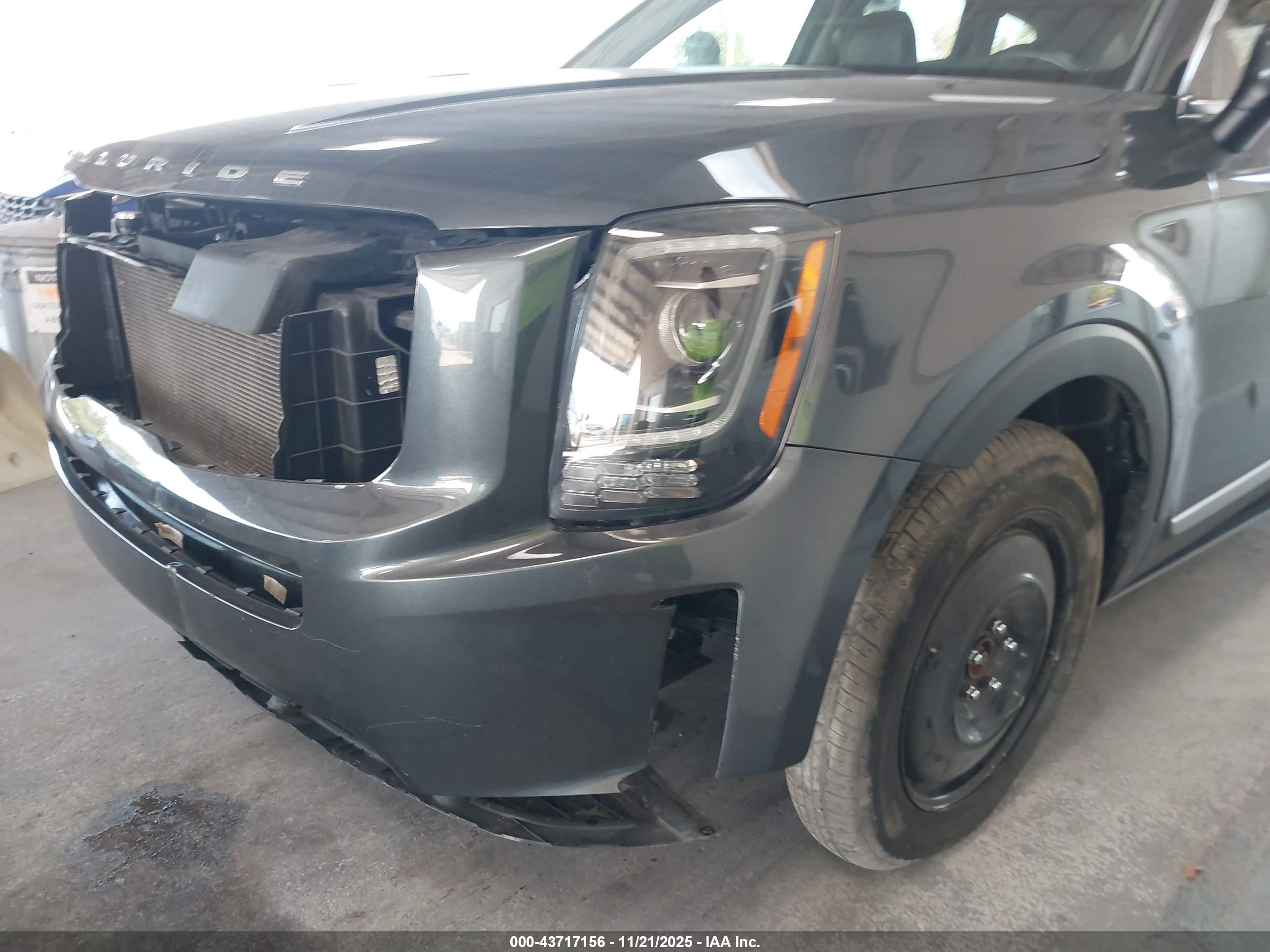 KIA TELLURIDE image 6