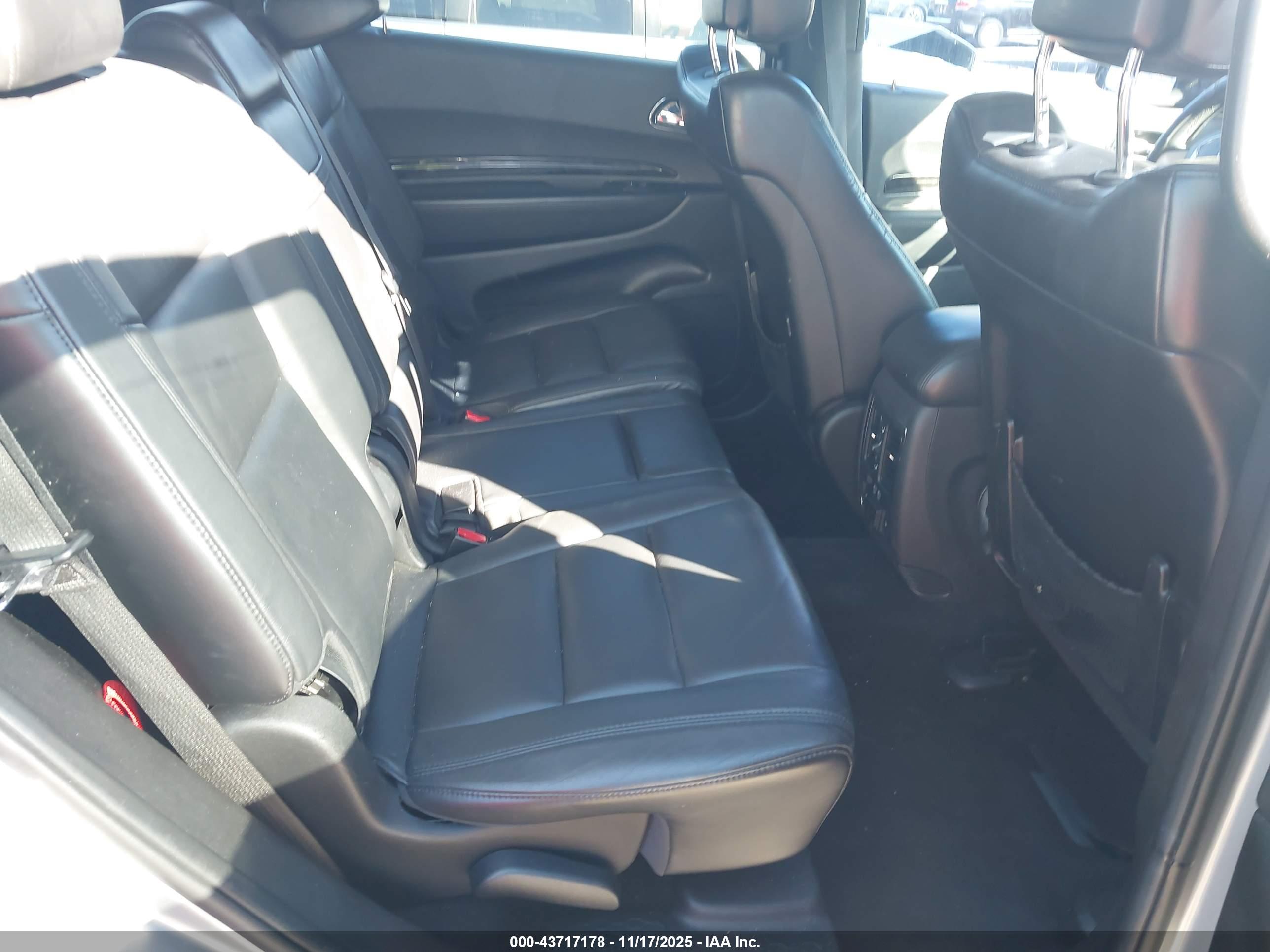 DODGE DURANGO image 8
