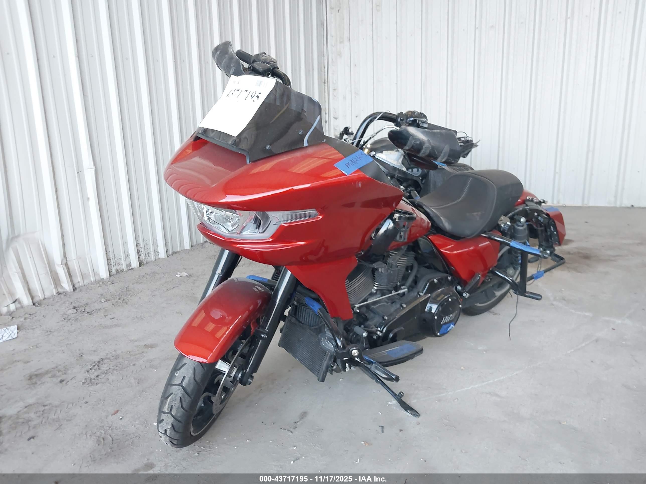 HARLEY-DAVIDSON FLTRX image 2