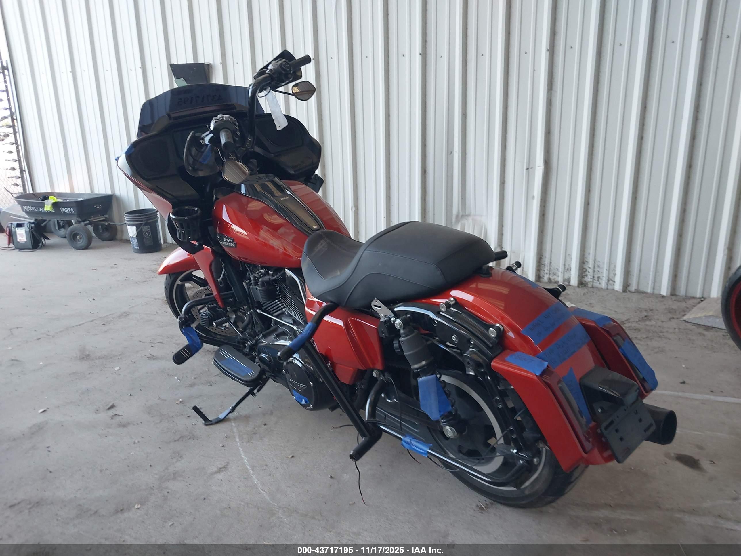 HARLEY-DAVIDSON FLTRX image 3