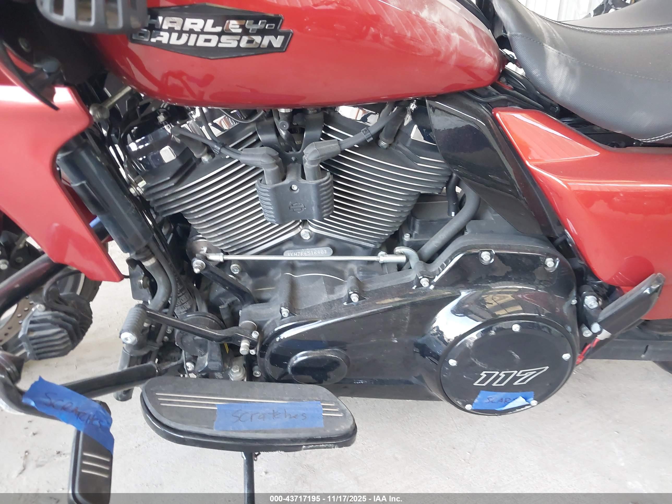 HARLEY-DAVIDSON FLTRX image 9